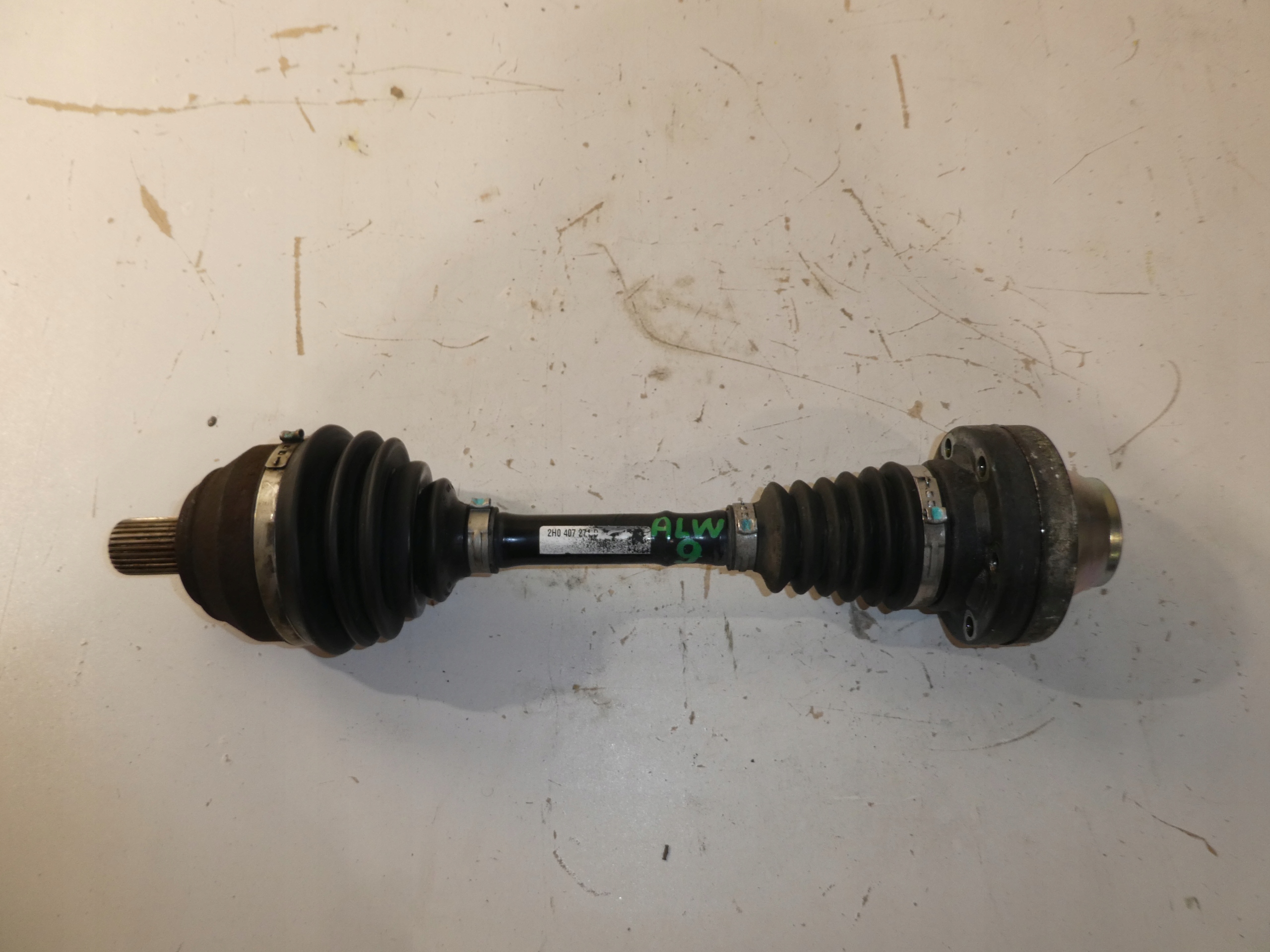 VW AMAROK 2.0 TDI semi-axis front front 2H0407271D