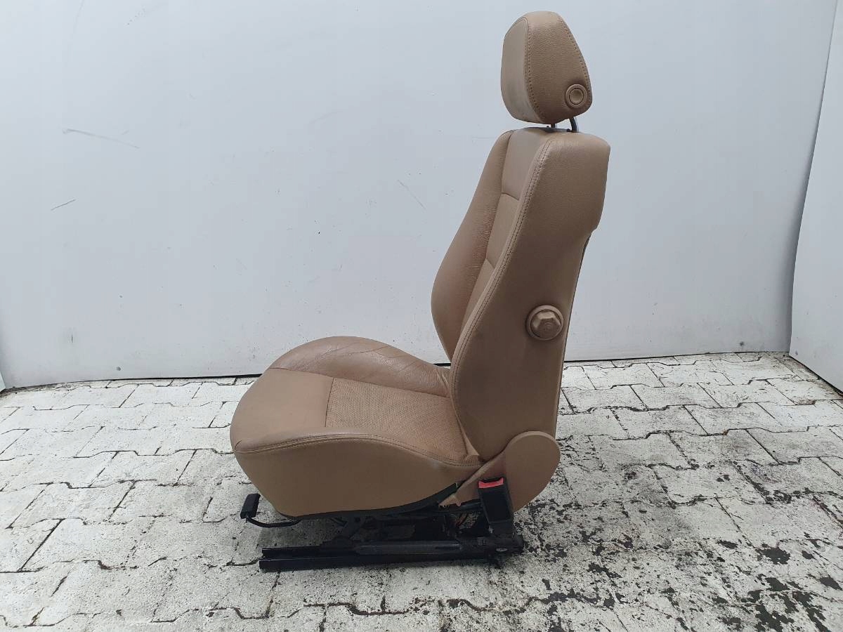 кресло правый пассажира opel Astra H европа