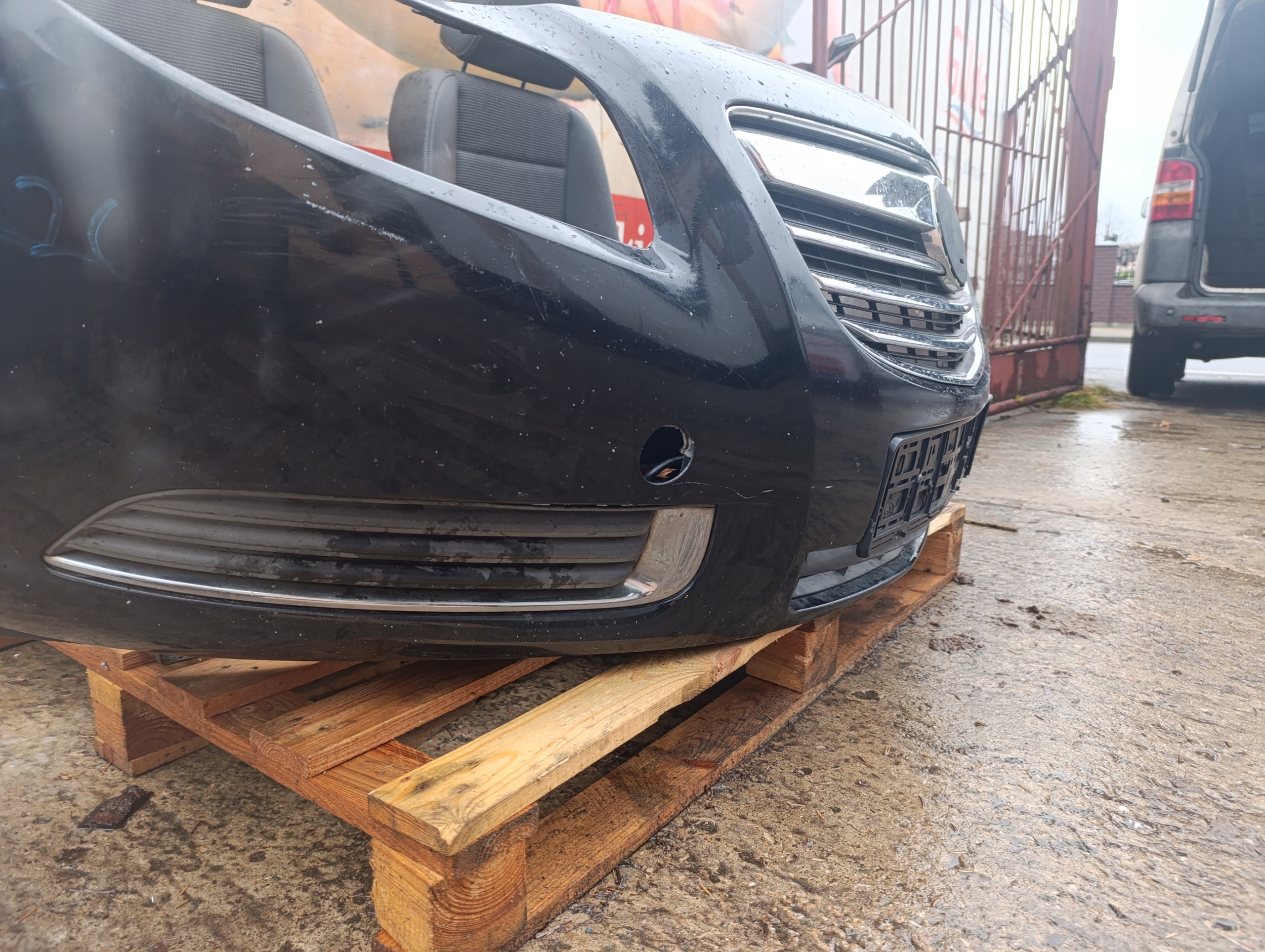 bumper front przedlift Opel Insignia a z22c