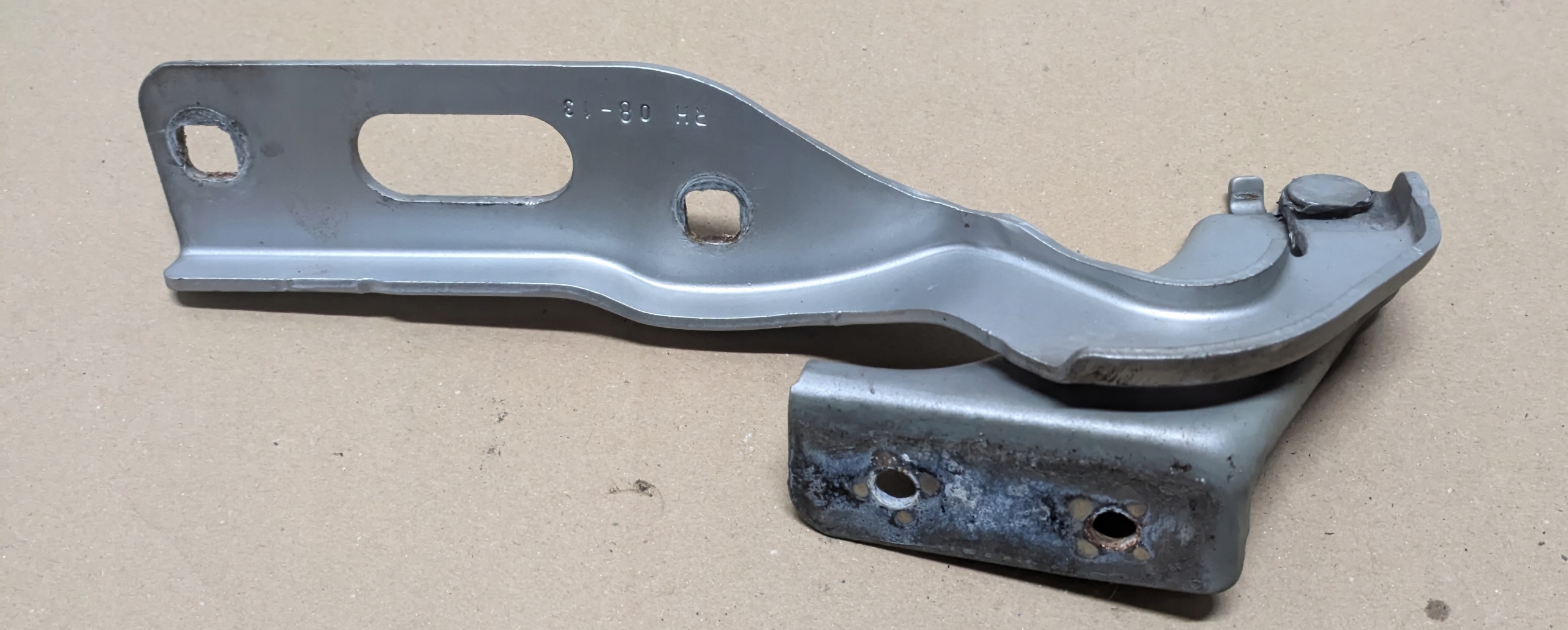 SEAT LEON III 2.0 TDI 13R hinge bonnets right 5F0823302A