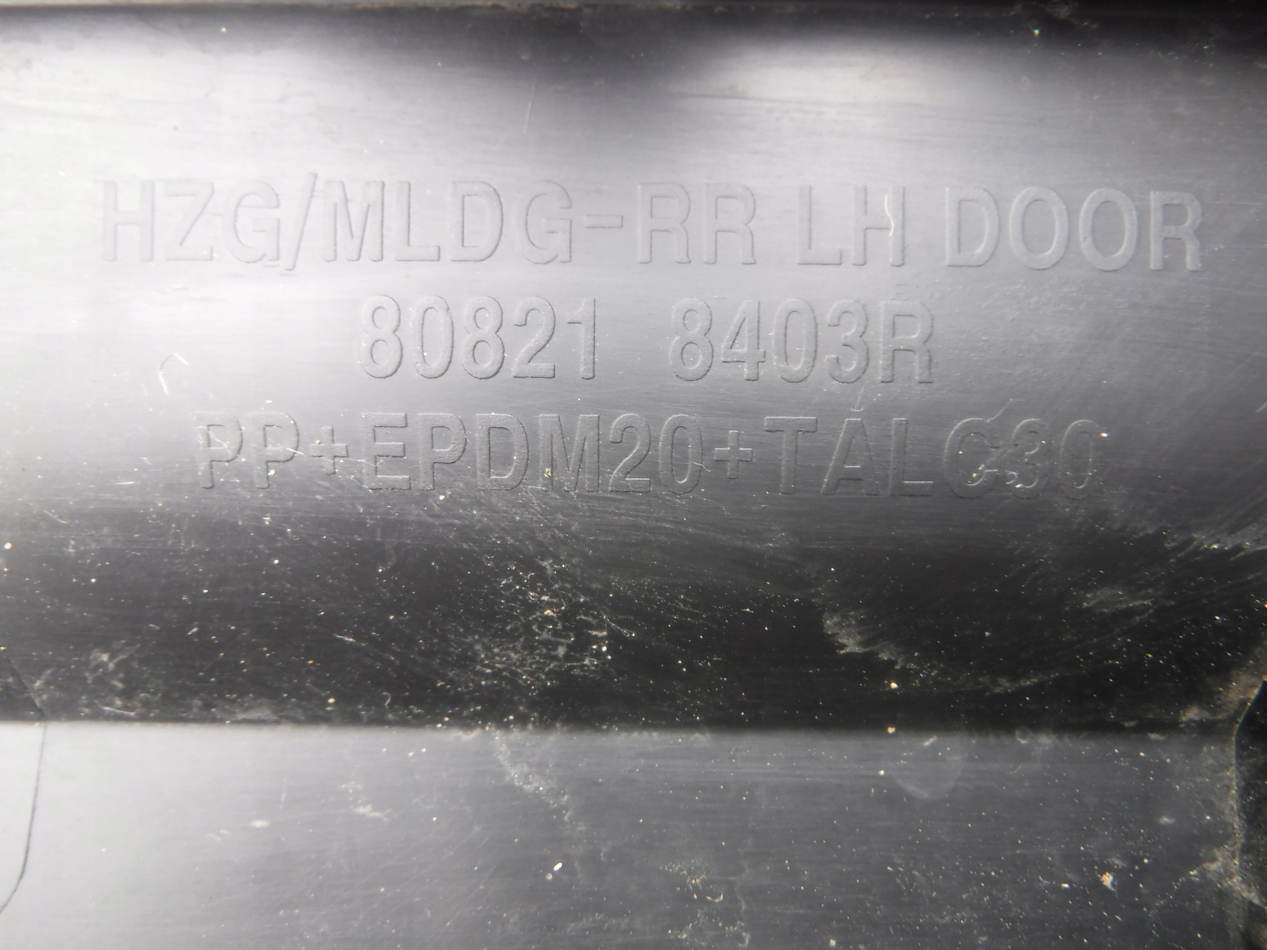 RENAULT KOLEOS II moulding door left rear part