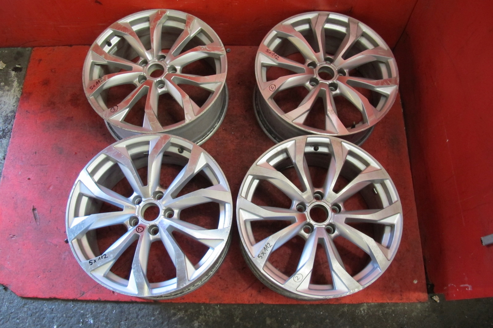 AUDI A4 B6 8E discs aluminium 18 8J ET43 5x112 KBA 562