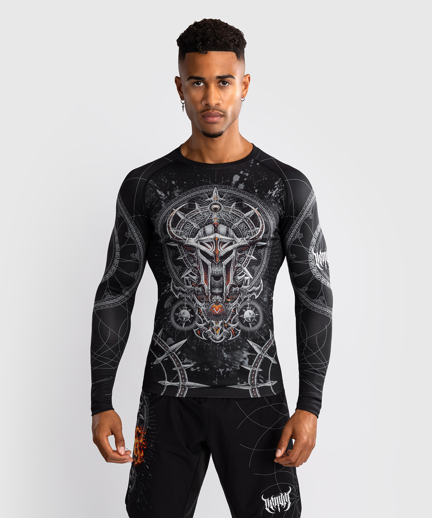 Rashguard Venum Gladiator 5.0 Long Sleeve Black/Silver roz. M
