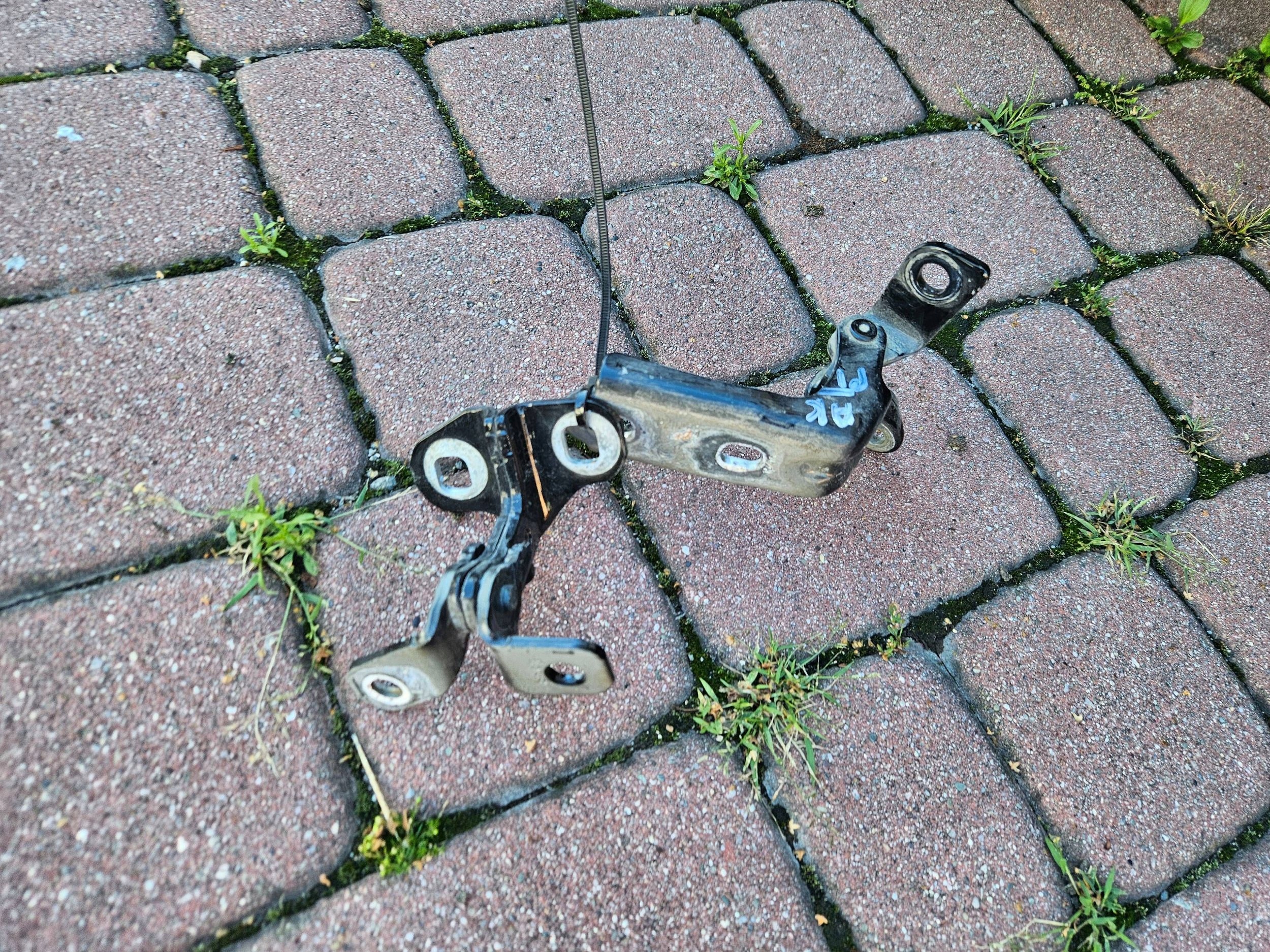 hinge hinges door rear part rear. right Z22y Opel Astra K