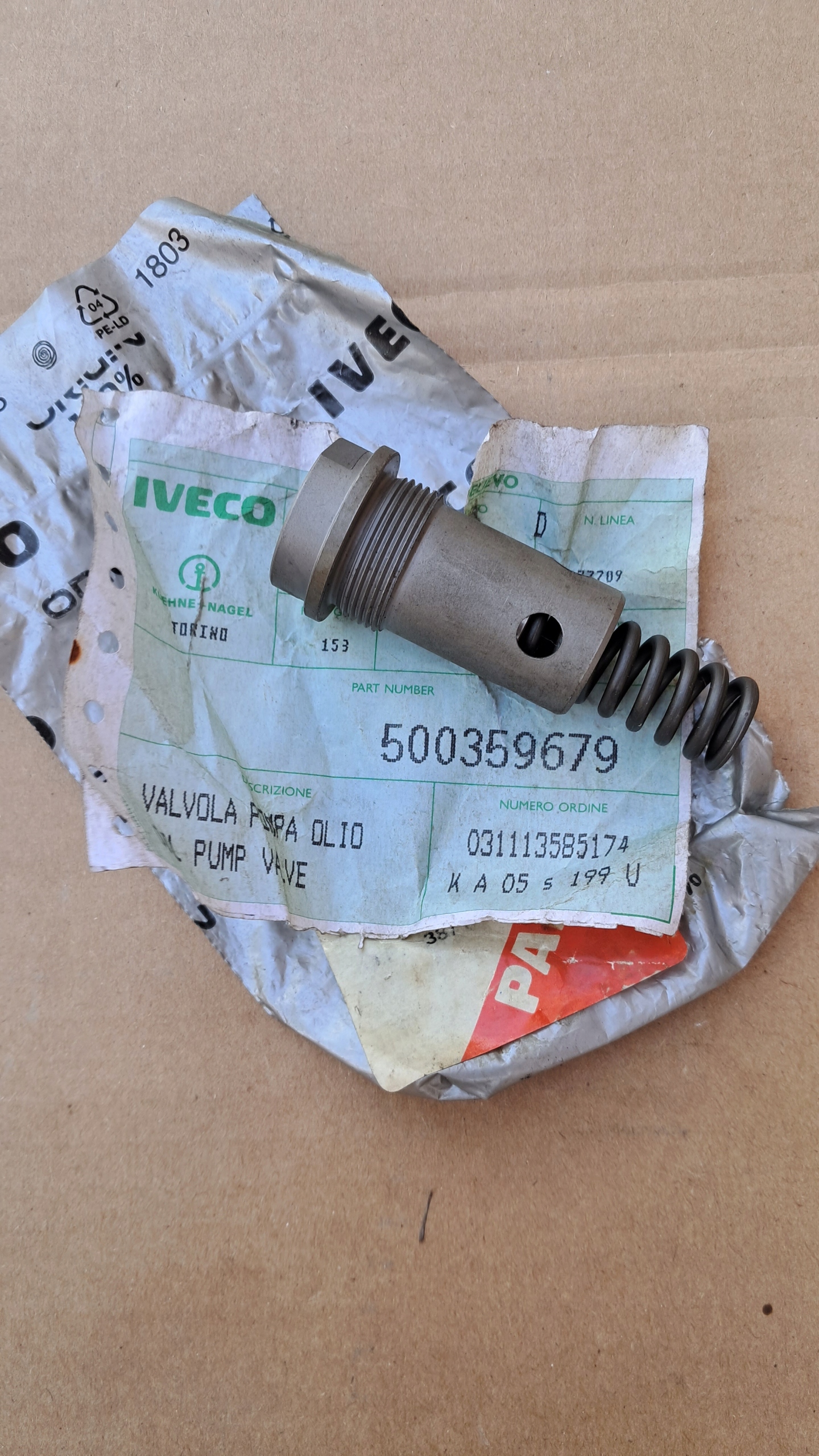 Zawór pompy oleju IVECO 500359679 EAN (GTIN) 00678000986435