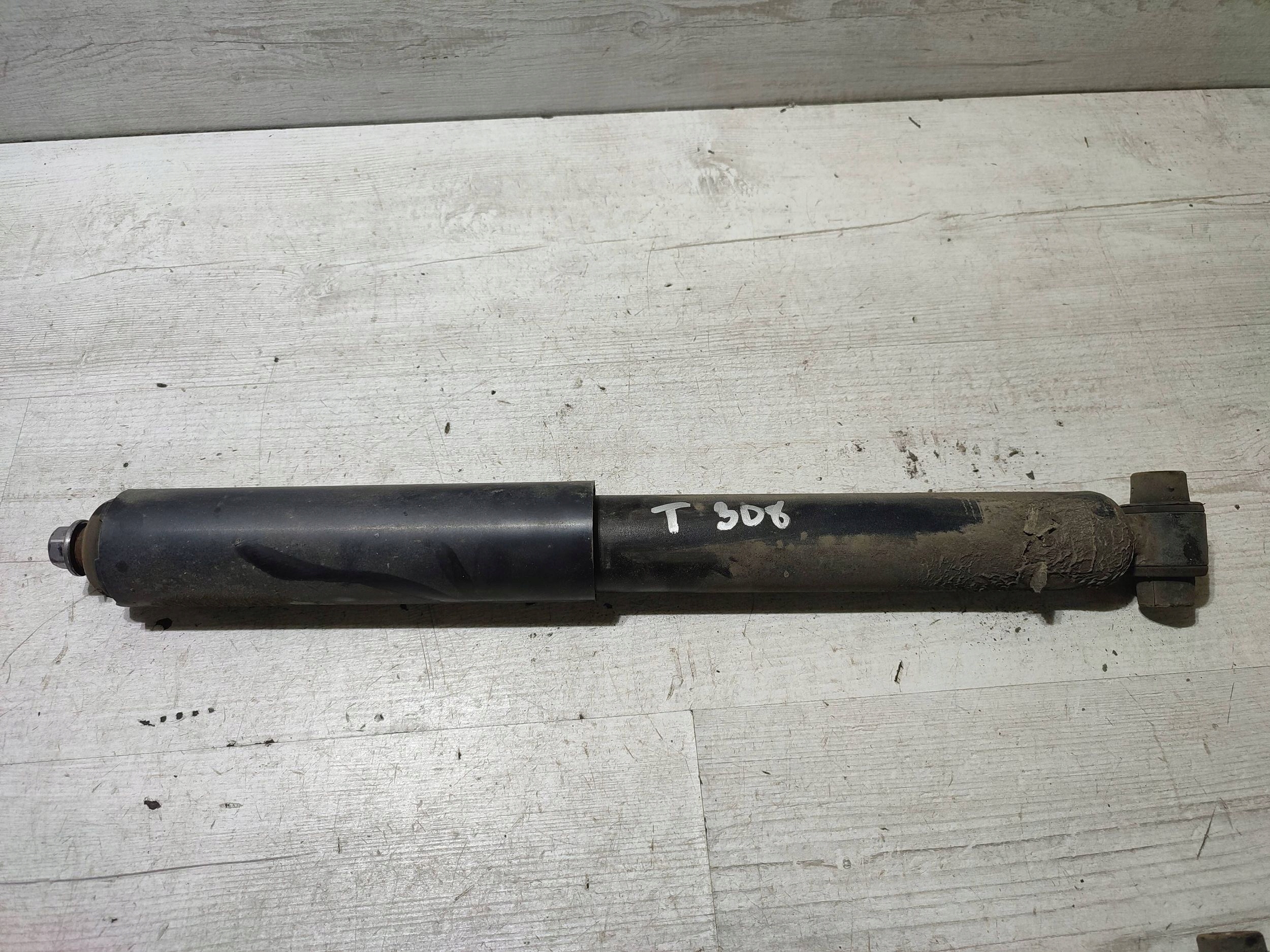 Peugeot 308 2019 Z tylu shock absorber rear