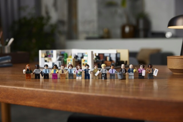 LEGO - IDEAS - THE OFFICE - 21336 Minimalny wiek dziecka 18