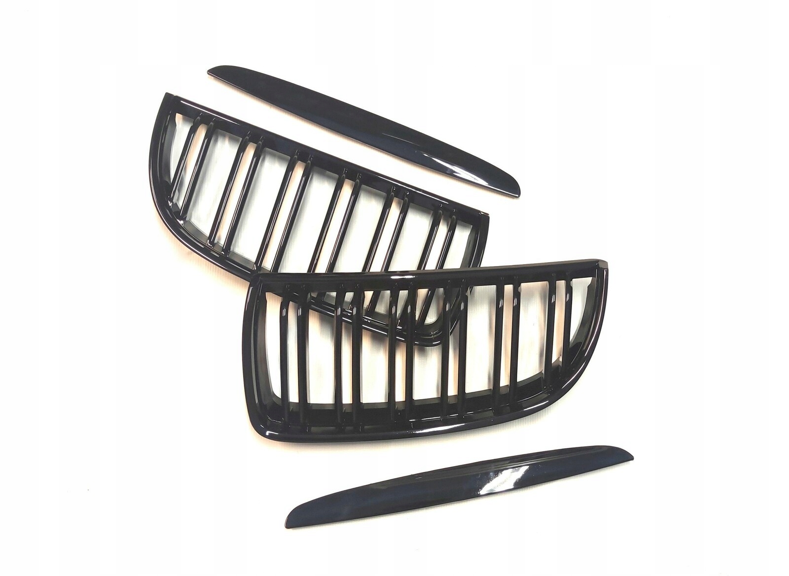 Bmw 3 E90 2004 -2008 Atrapy Mřížky V Předním Nárazníku P+l Komplet 2 Ks
