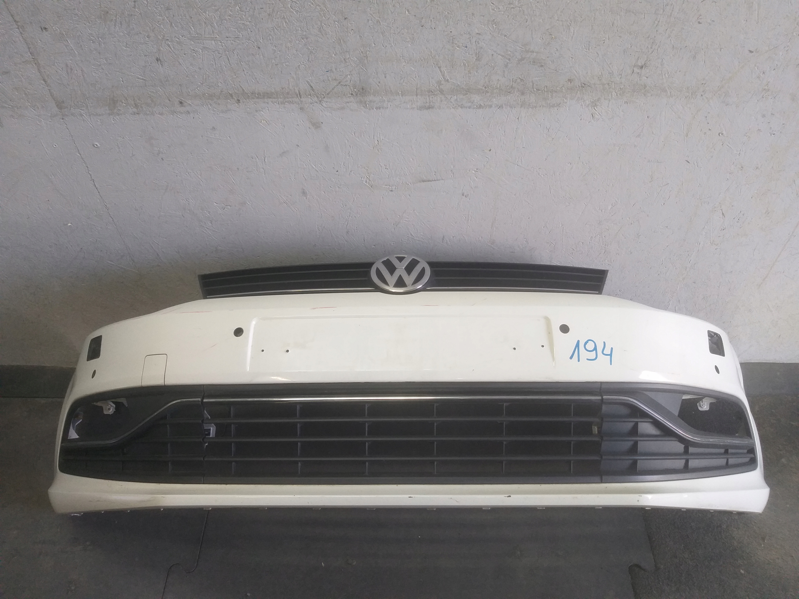 bumper front VW POLO 14-17 6C0