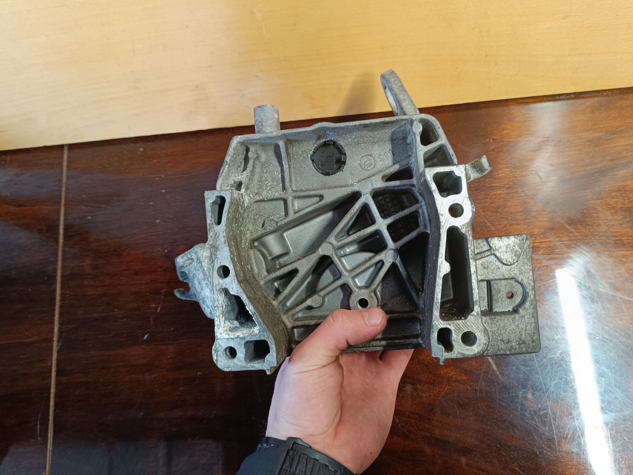 engine mount RENAULT CLIO II 1.2 8V 8200059788