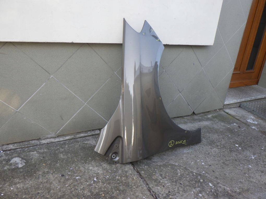 MERCEDES B KLASA 246 W246 11- fender right front
