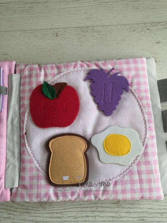 TimoSimo Książka sensoryczna dla 3 latka HANDMADE Wiek dziecka 3 lata +