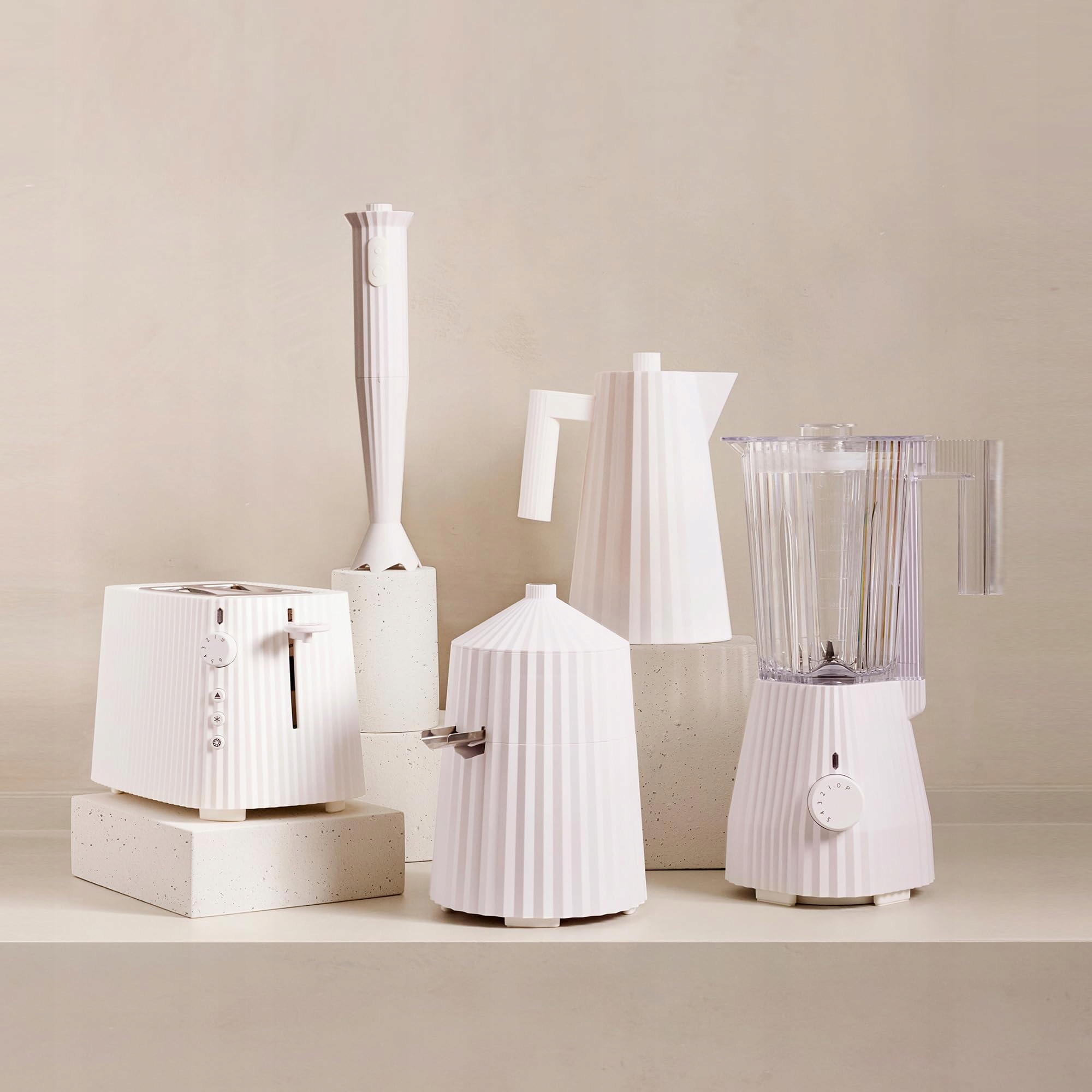 ALESSI Plissé Blender 700W 1,5L Biały Z Termoplastycznego Tworzywa — miniatura 8