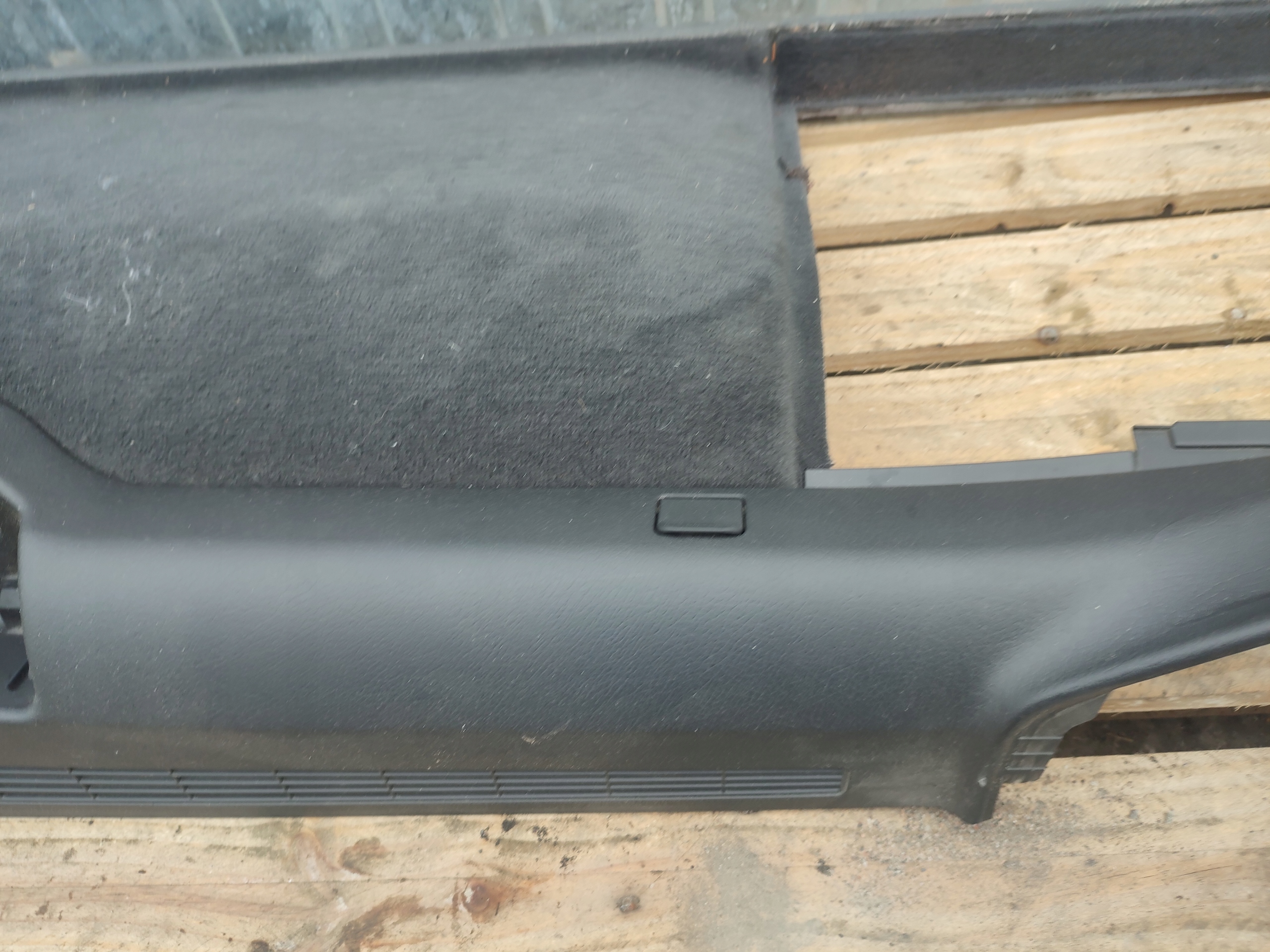 boot upholstery left rear part audi a6 c6 kombi
