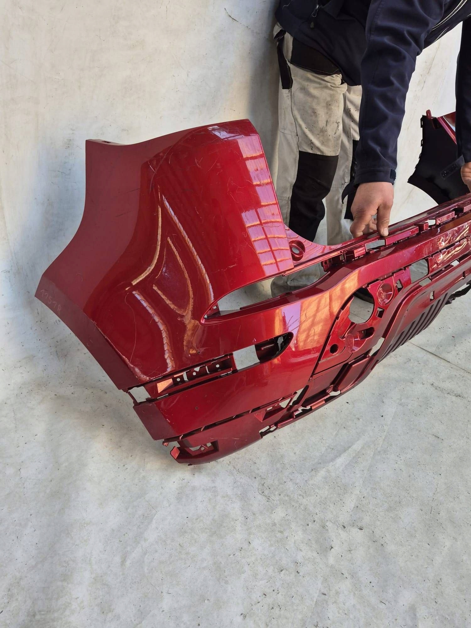 RANGE ROVER EVOQUE II 2 18-> bumper rear part rear