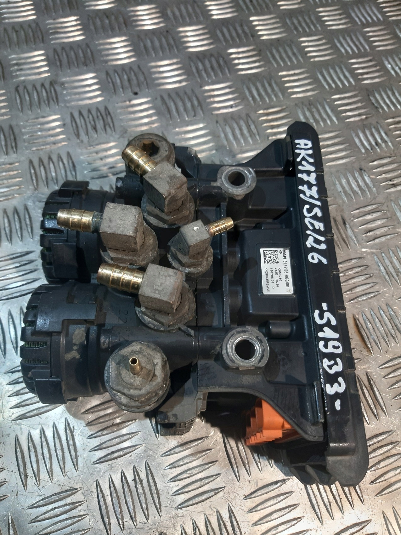 VALVOLA MODULATOR EBS K050210 MAN 81521066069
