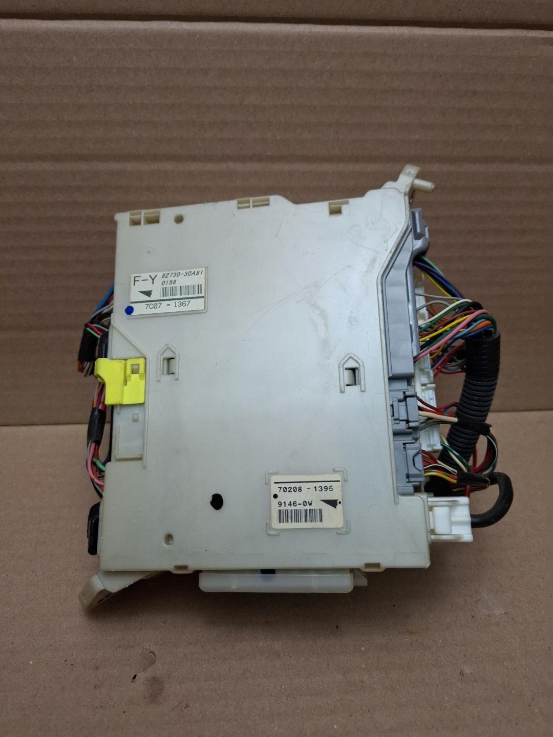 Unité commande confort Lexus GS 3 2007 82730-30A81