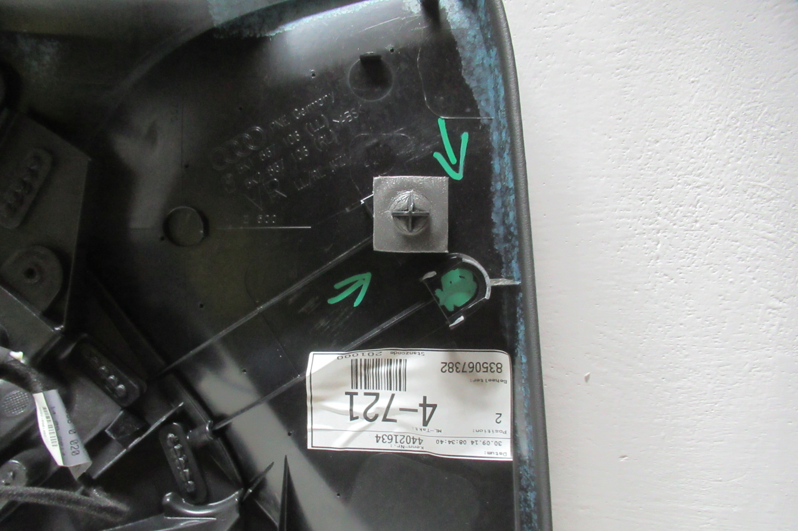 AUDI A4 B8 FL 2.0 TFSI 14R side upholstery door right front