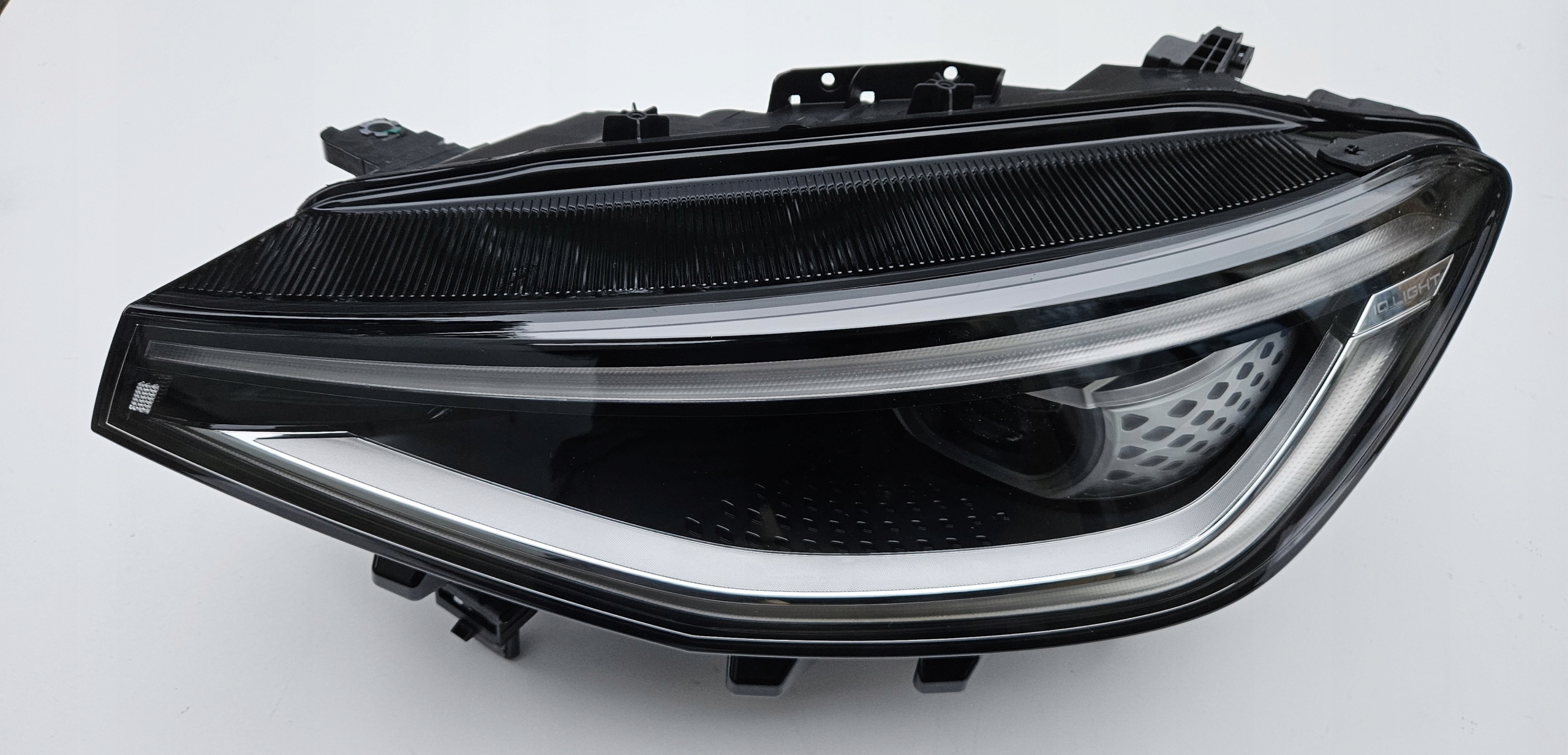 VW ID.4 ID4 ID.5 IQ LIGHT LAMPA LEWA OM EU