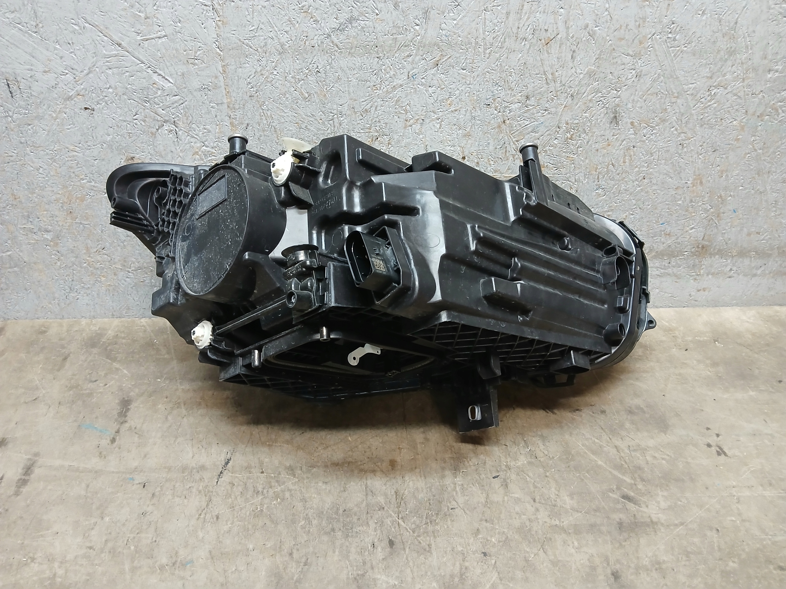 light front left MERCEDES B KLASA W247 LIFT FULL LED A2479060904