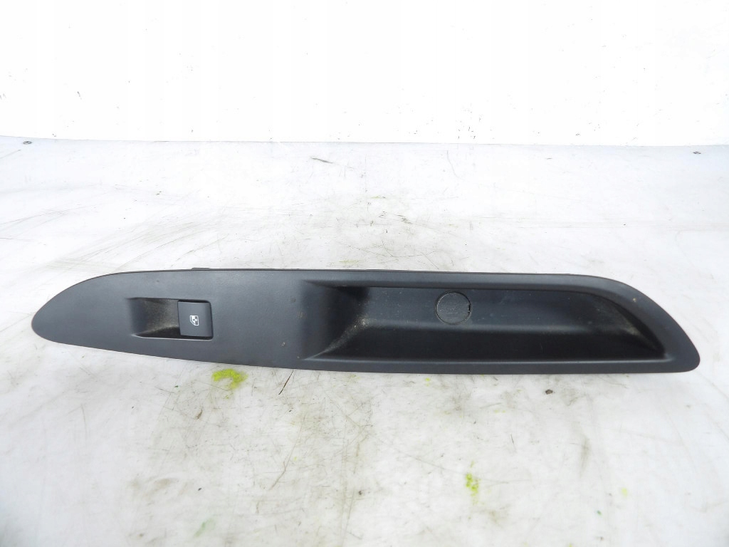 OPEL MOKKA and window control switch left rear part 13301888