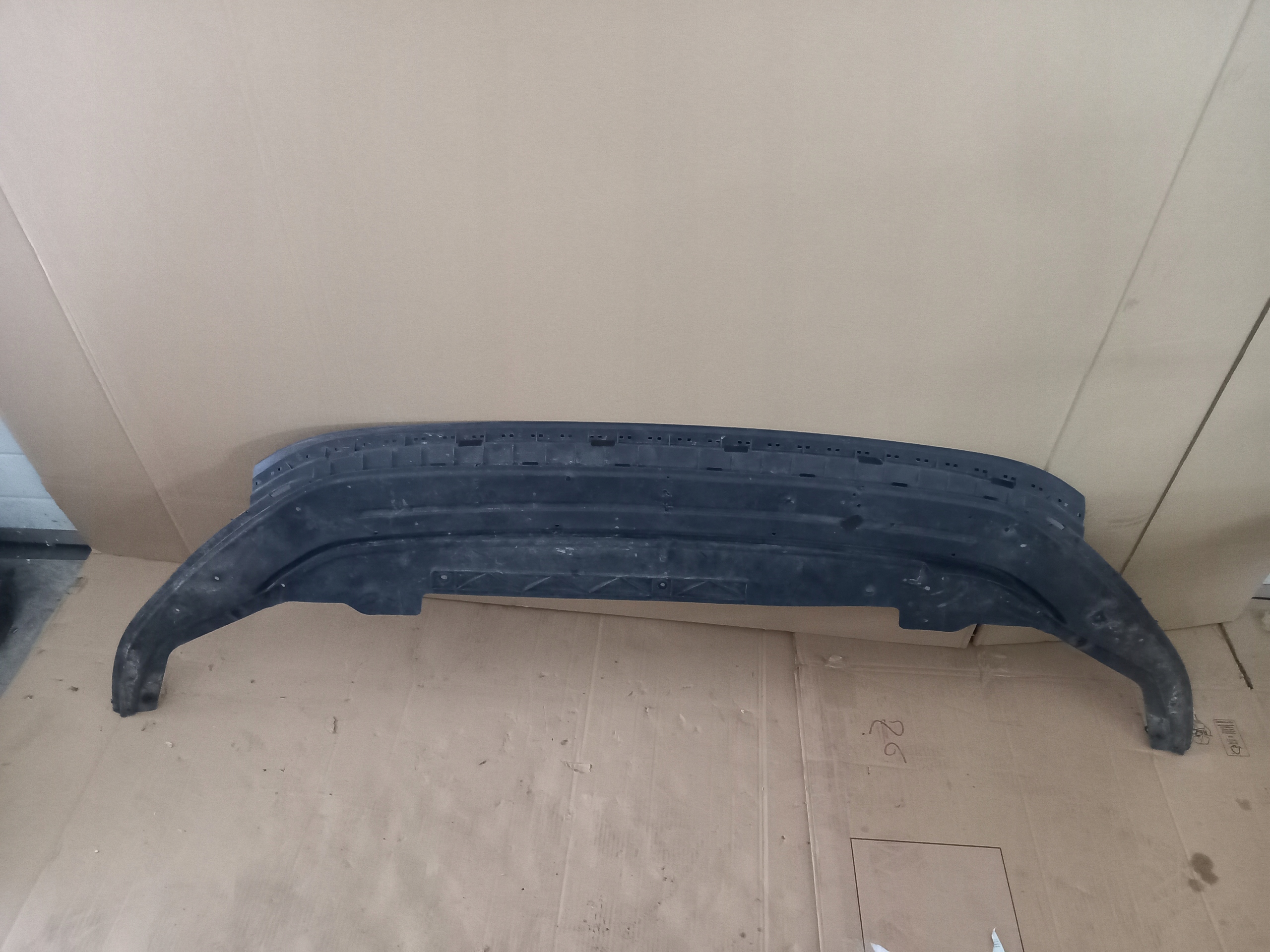 volkswagen oe 5G0805915B спойлер