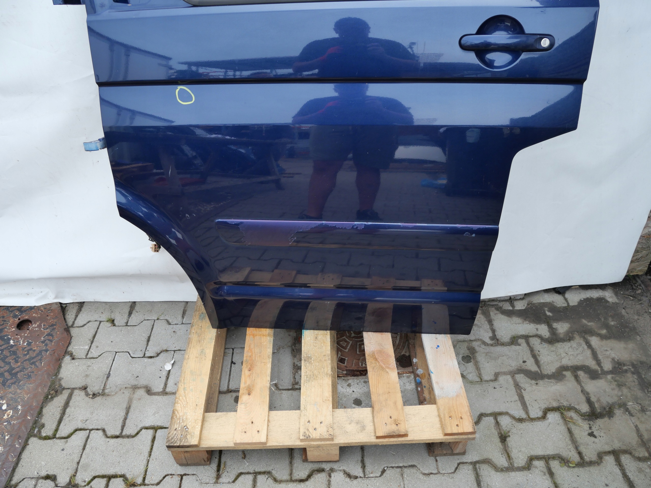VW T5 MULTIVAN dveře levé předek