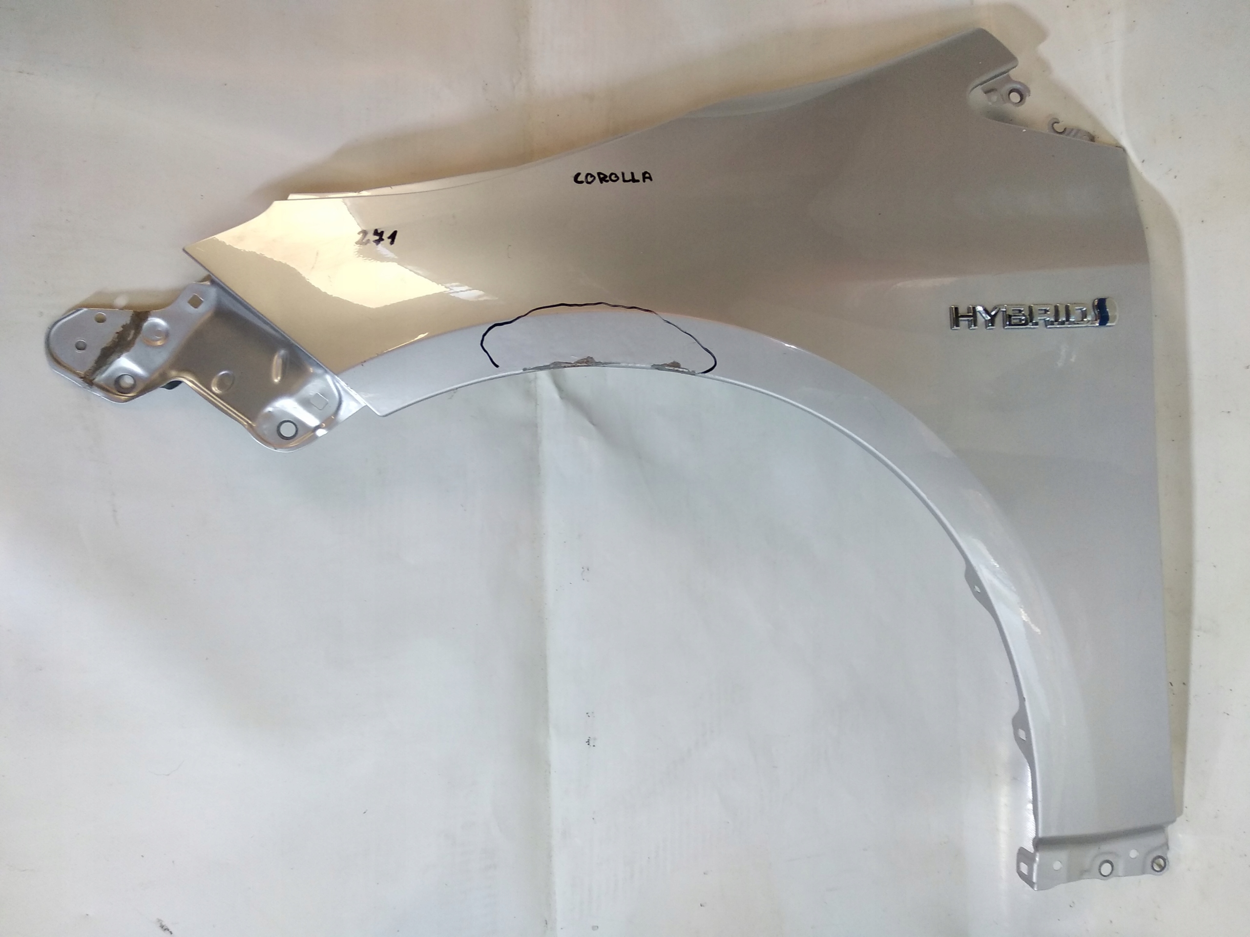 TOYOTA COROLLA XII BŁOTNIK LEWY PRZEDNI 2018- 18- Strona zabudowy przód - lewa