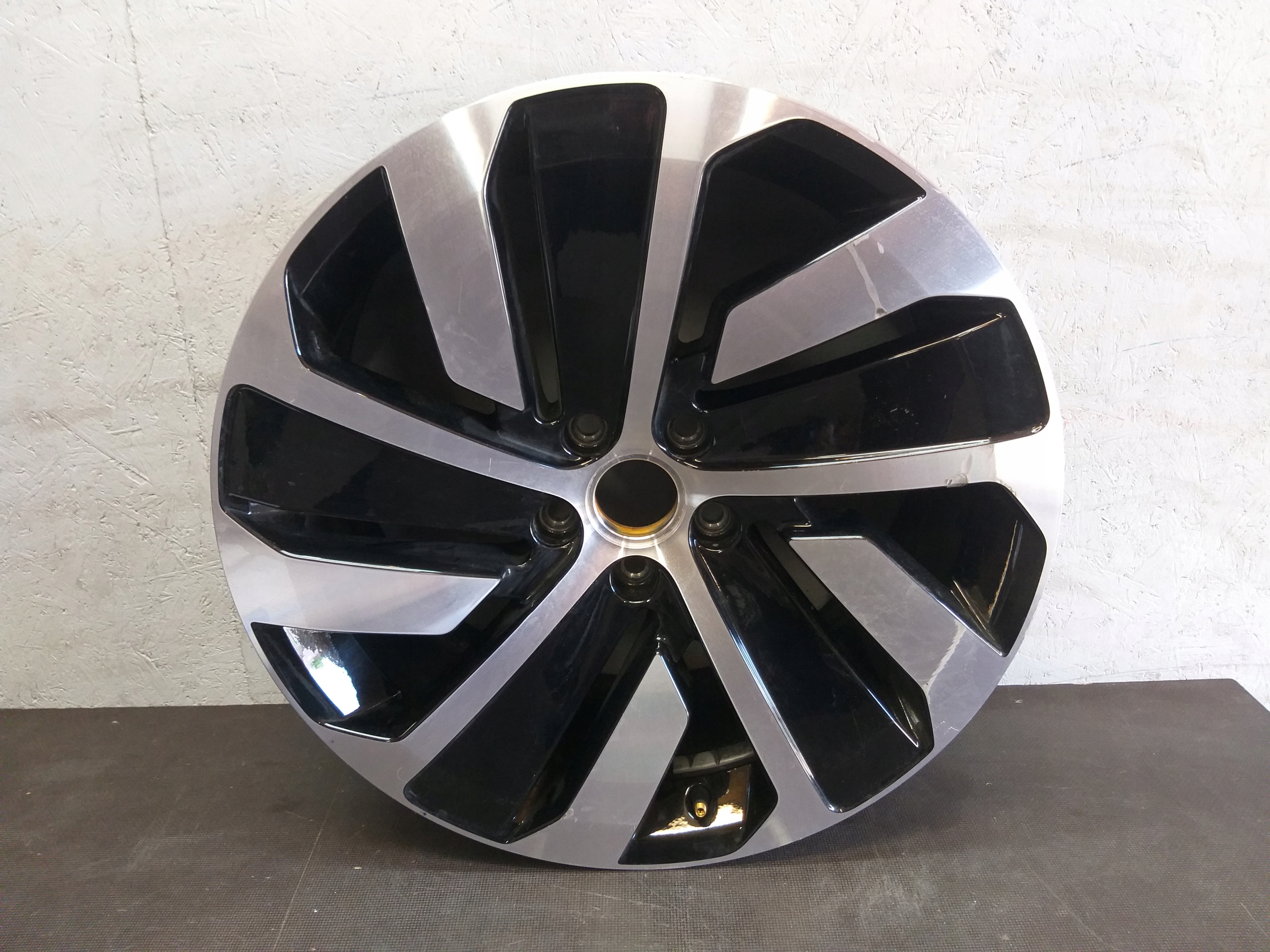 disc aluminium VW ARTEON 19" 5X112 8J ET40 3G8
