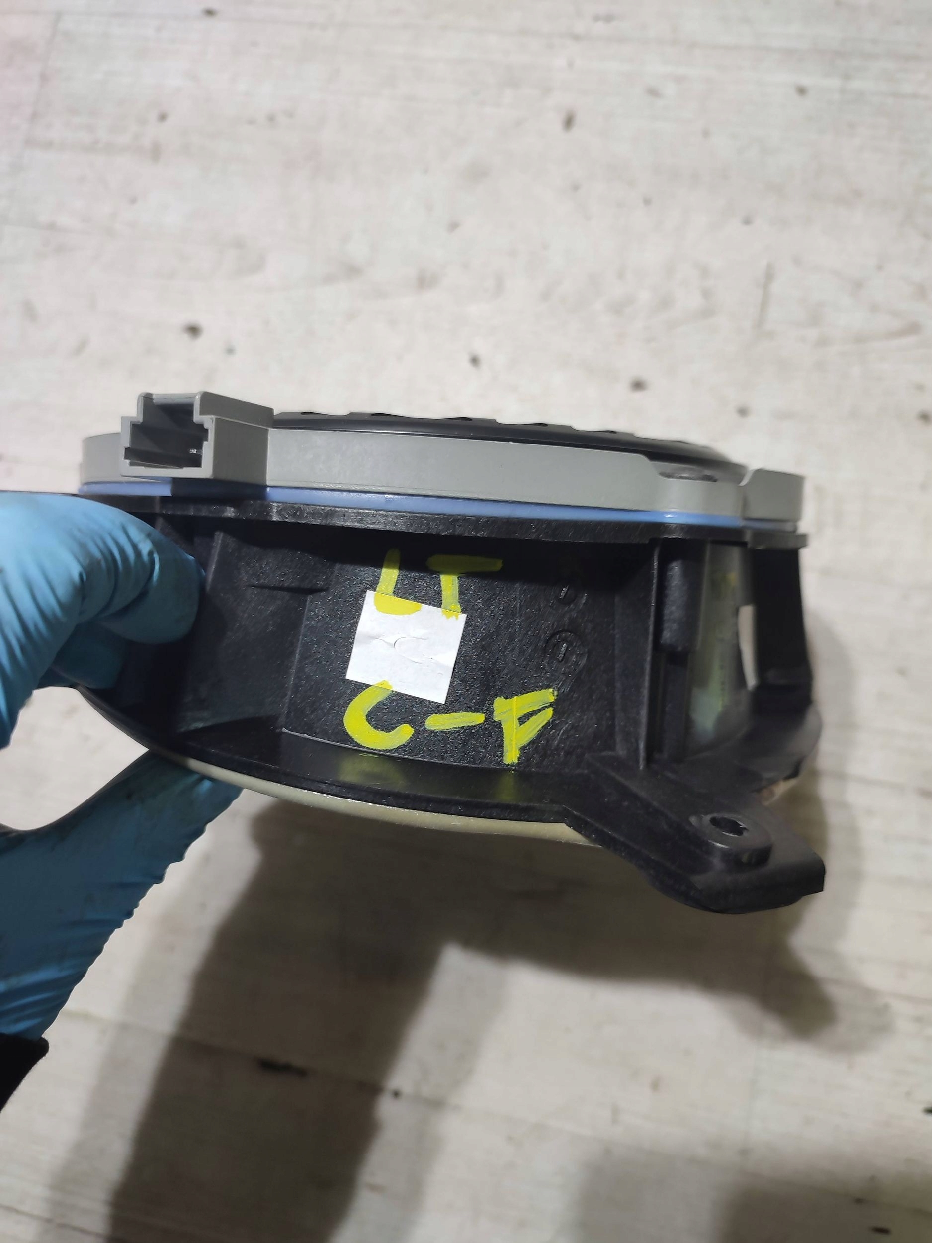 Opel Corsa F 2020 rear part side left speaker