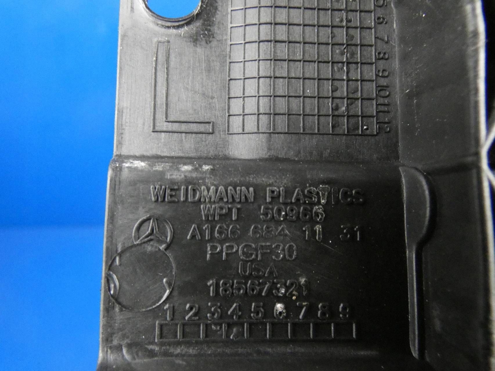 MERCEDES ML W166 moulding cover boot left rear part