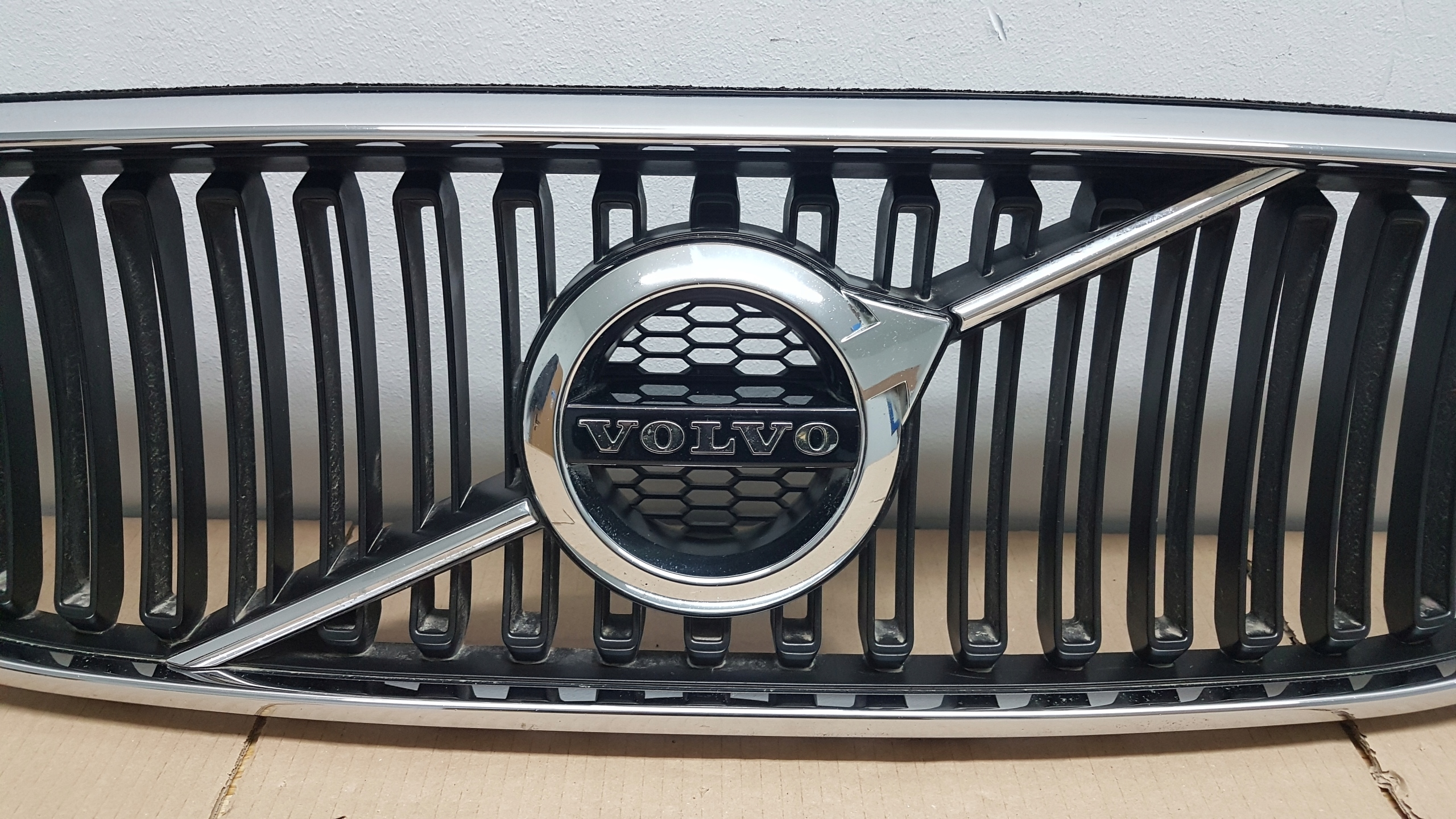 Volvo S90/V90 V90 Kühlergrill FRONTGRILL Kühlergitter 73138351 - Thumbnail 4