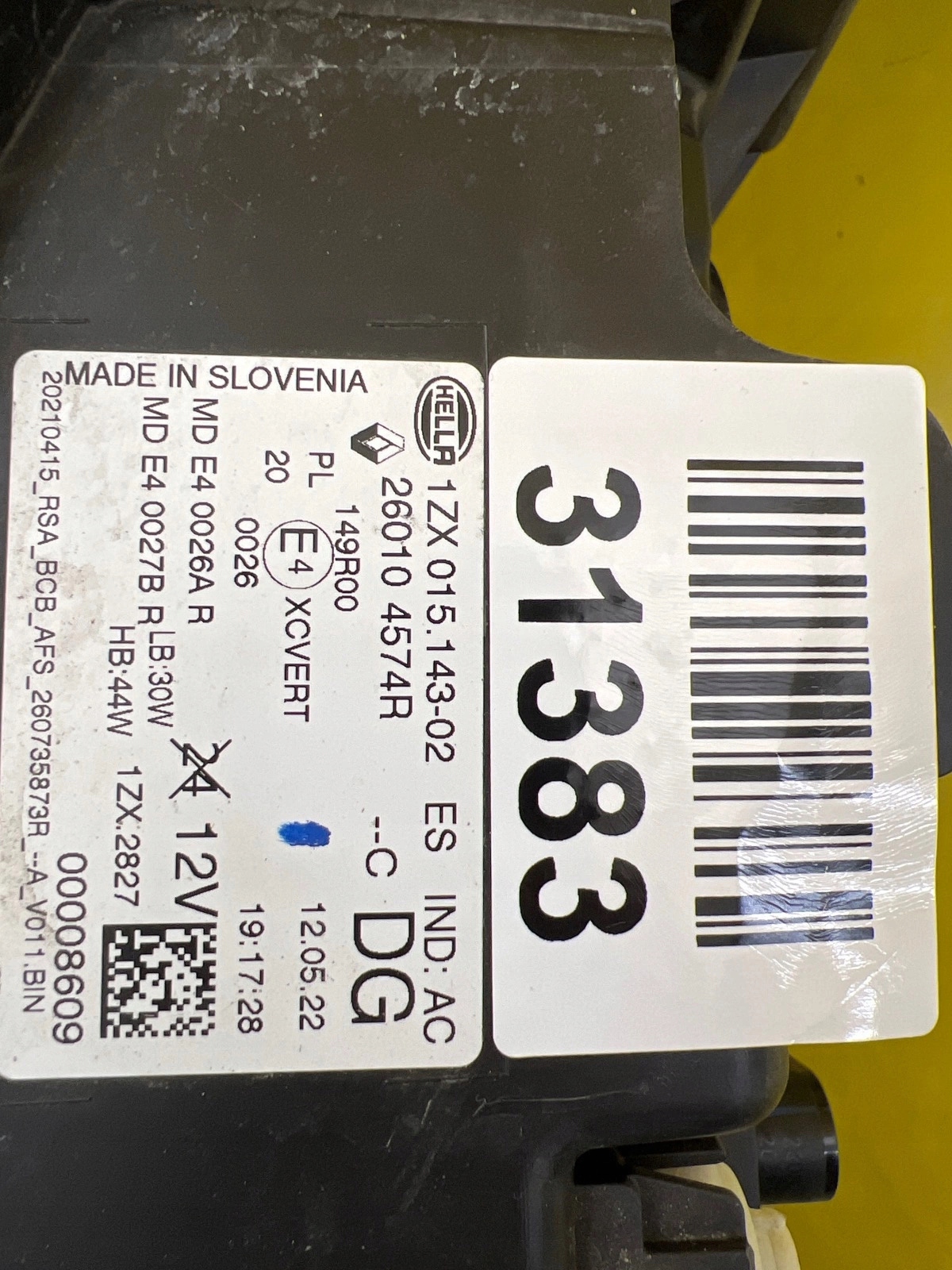 light right Renault Megane V E-Tech EV Full Led 260104574R