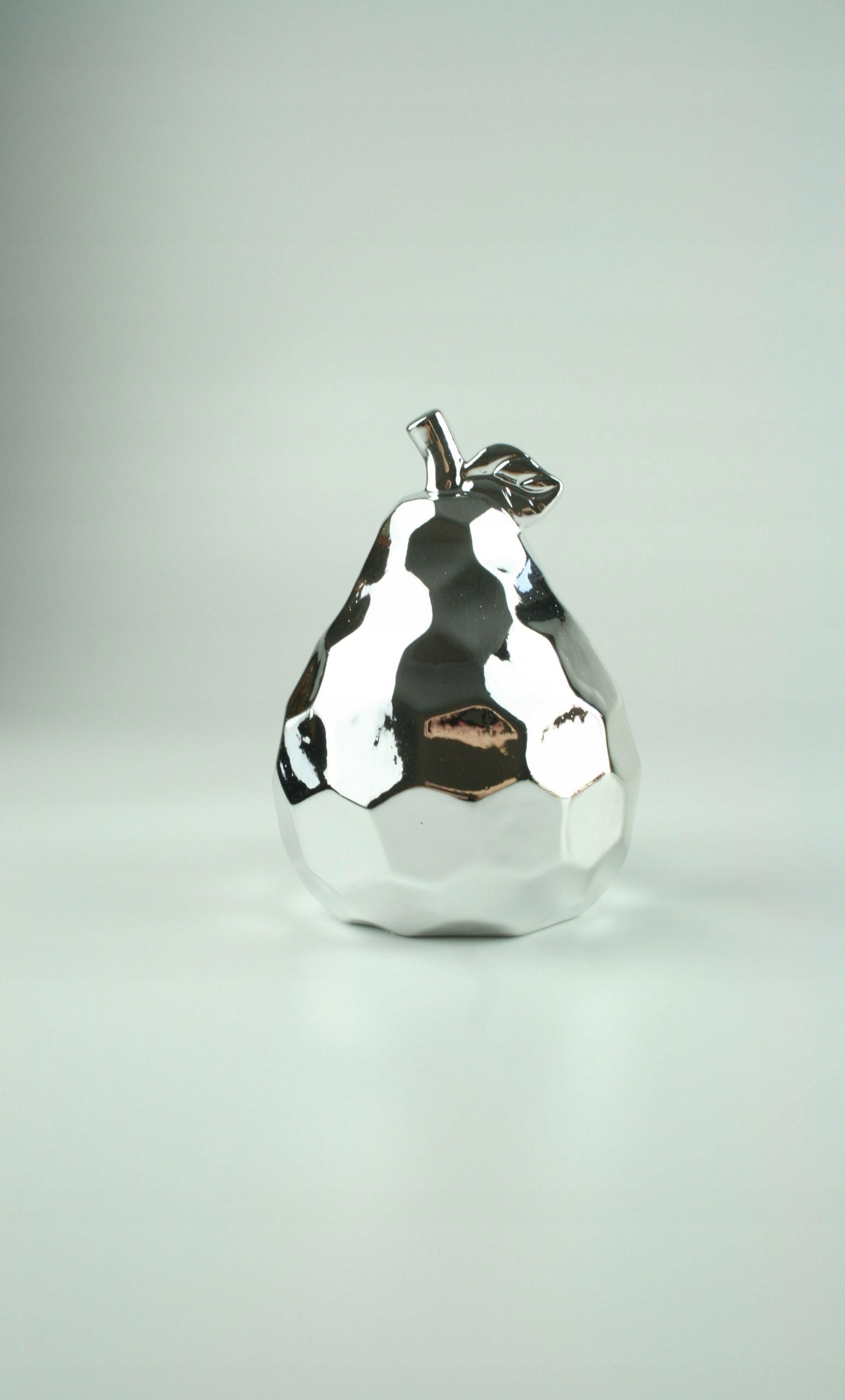 

Figurka Gruszka Srebrna Rzeźba Ceramika Ozdoba Pre