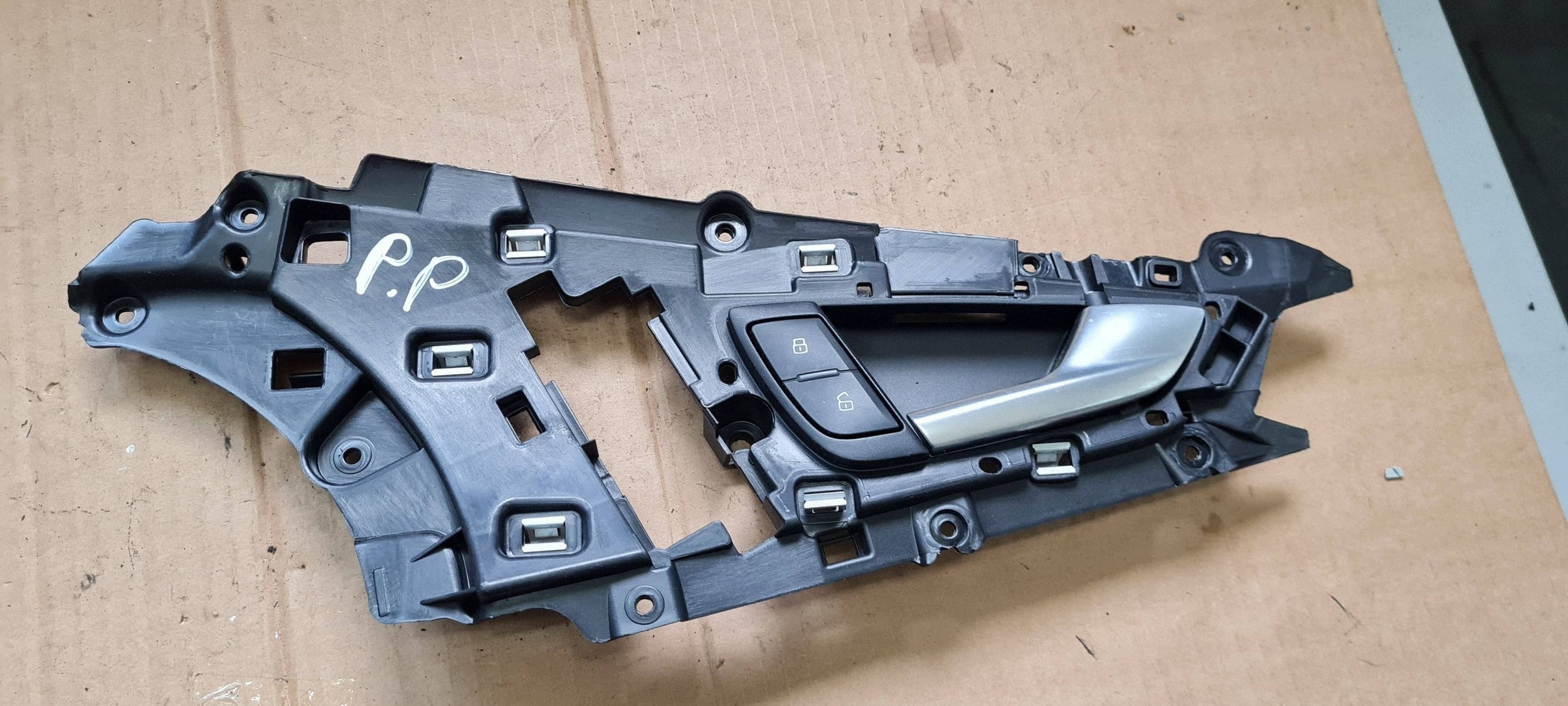 A7 4G handle door WEWNETRZA right right front 4G8837020A