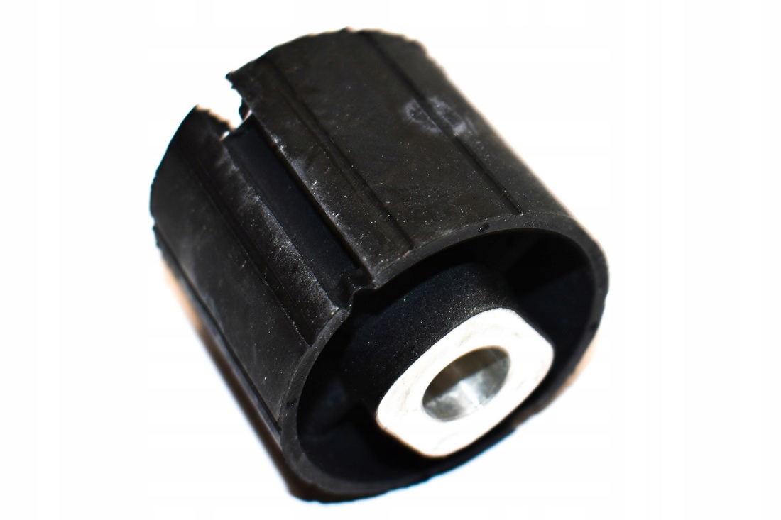 Přední nosník Bmw E38 E39 728 730 735 740 520 523 525 528 530 540