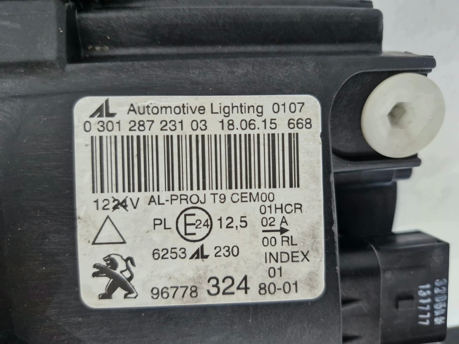 light left Peugeot 308 T9 FULL LED