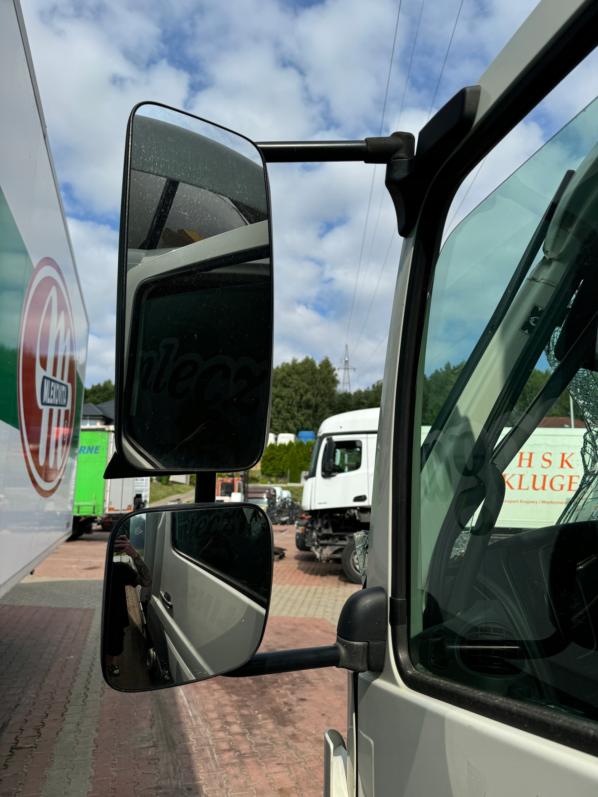 LUSTERKO LEWE MERCEDES AXOR ATEGO III E6