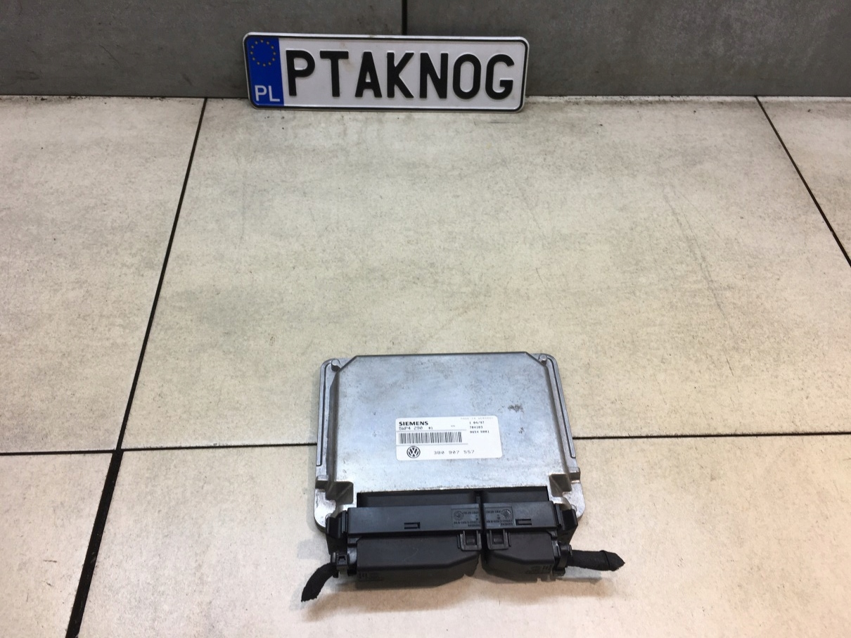 control unit of the engine PASSAT B5 1.6 3B0907557 5WP4290