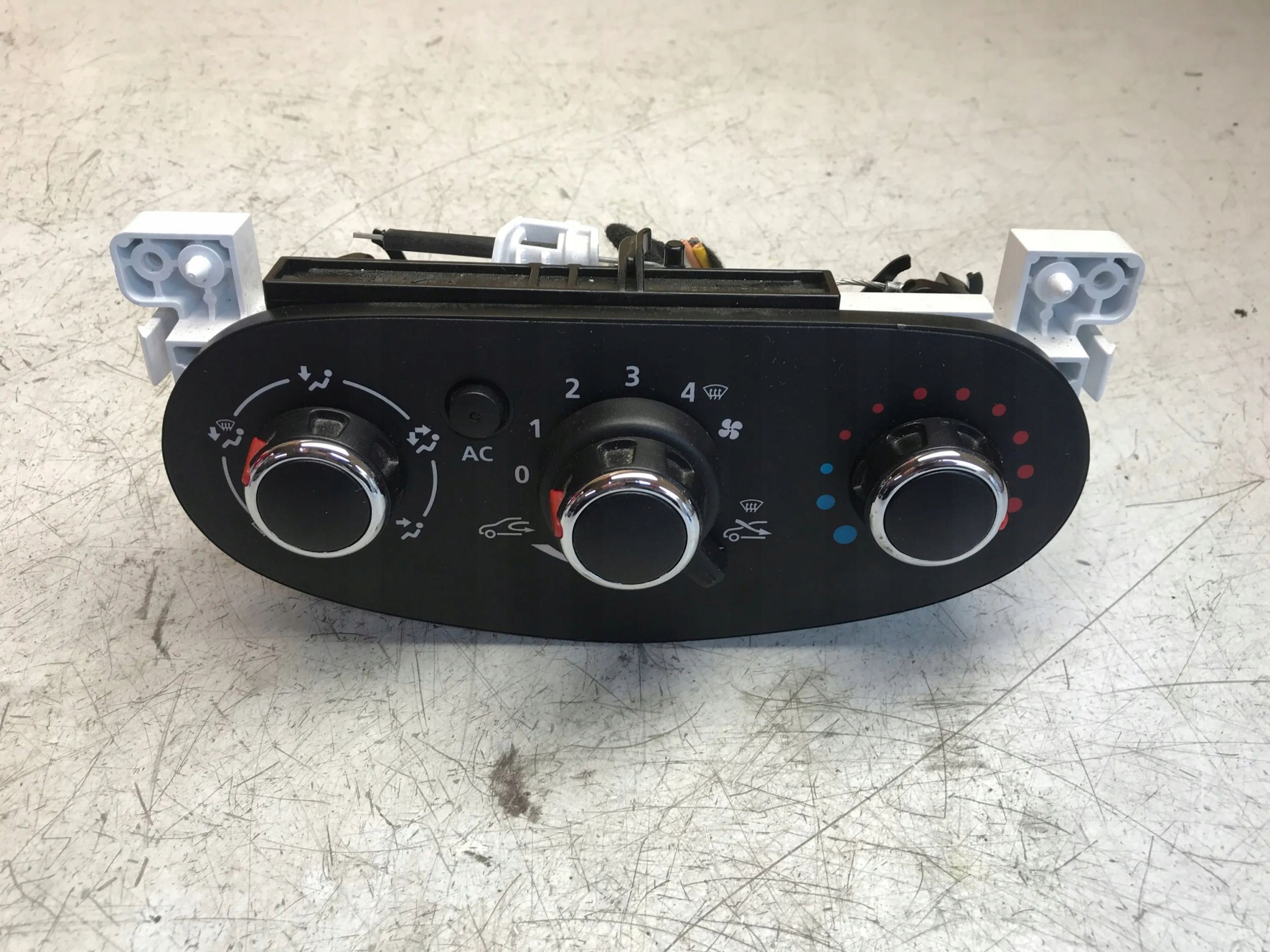 COMANDI CLIMA DACIA LODGY 5P3741000