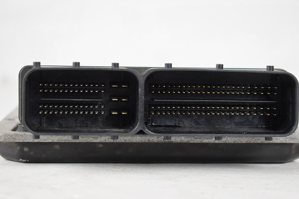 computer control unit of the engine MERCEDES A2710102545