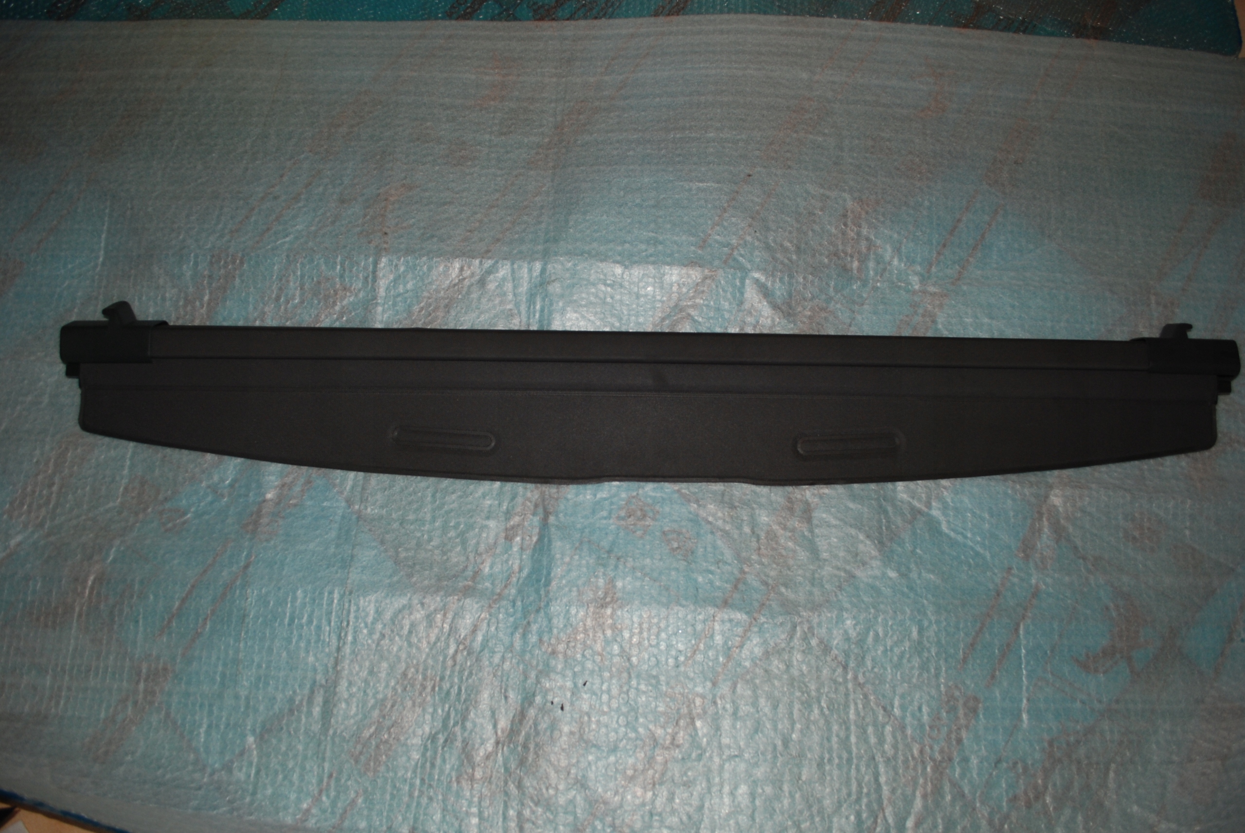 ROLETA BAGAŻNIKA TYŁ VW T5 T6 MULTIVAN