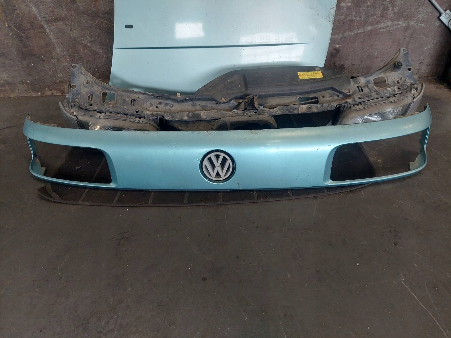 complete front bonnet bumper light fender VOLKSWAGEN PASSAT B3