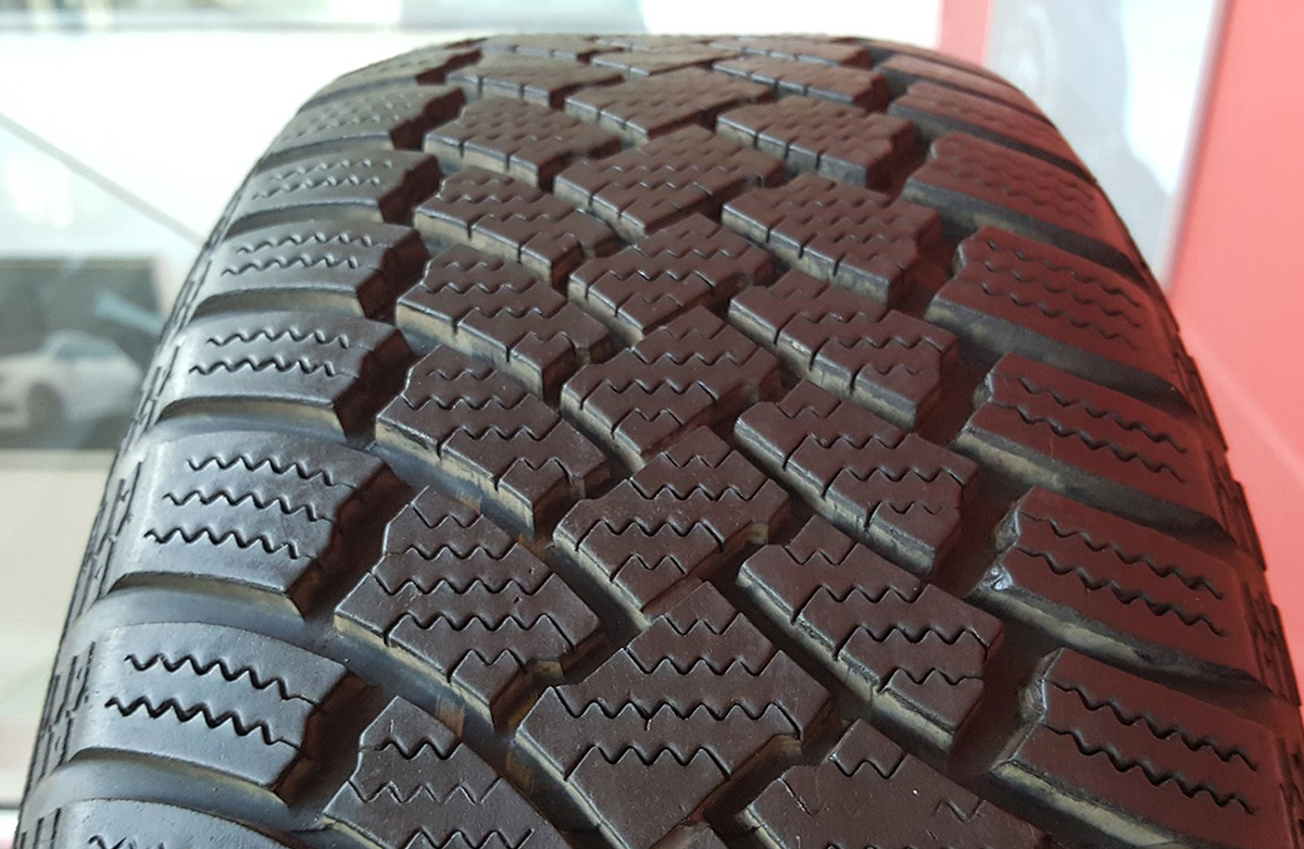 205 / 60R16C CONTINENTAL Vanco WINTER 1шт-7мм