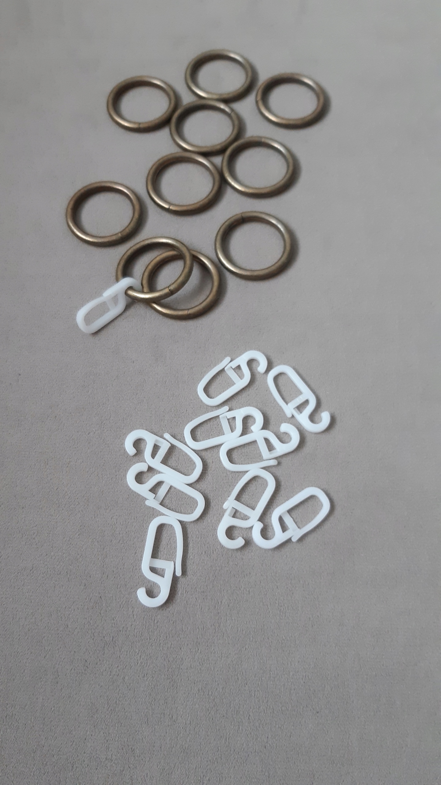 KÓŁKA METALOWE 16-19MM BOJANEK 10 szt z agrafką