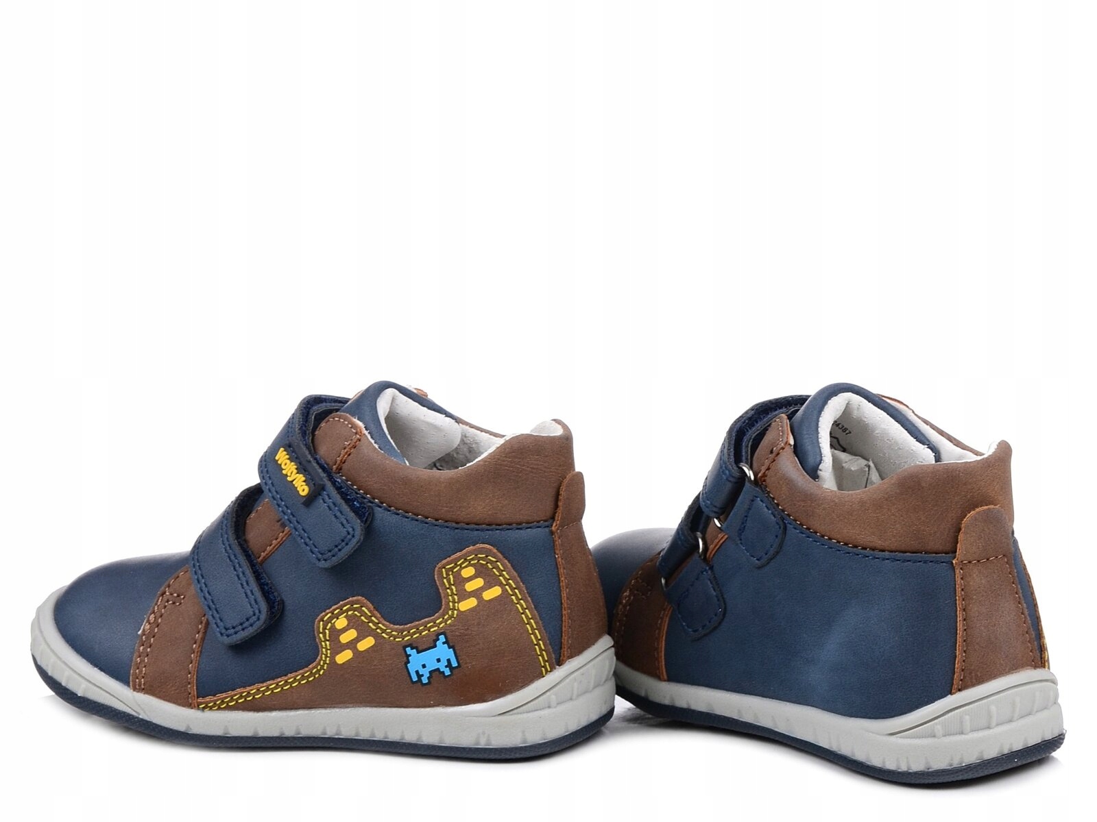 WOJTYŁKO 1T24387 BUTY DZIECIĘCE CHŁOPIĘCE WIOSENNE TRZEWIKI GRANATOWE R 22 Kod producenta 24387