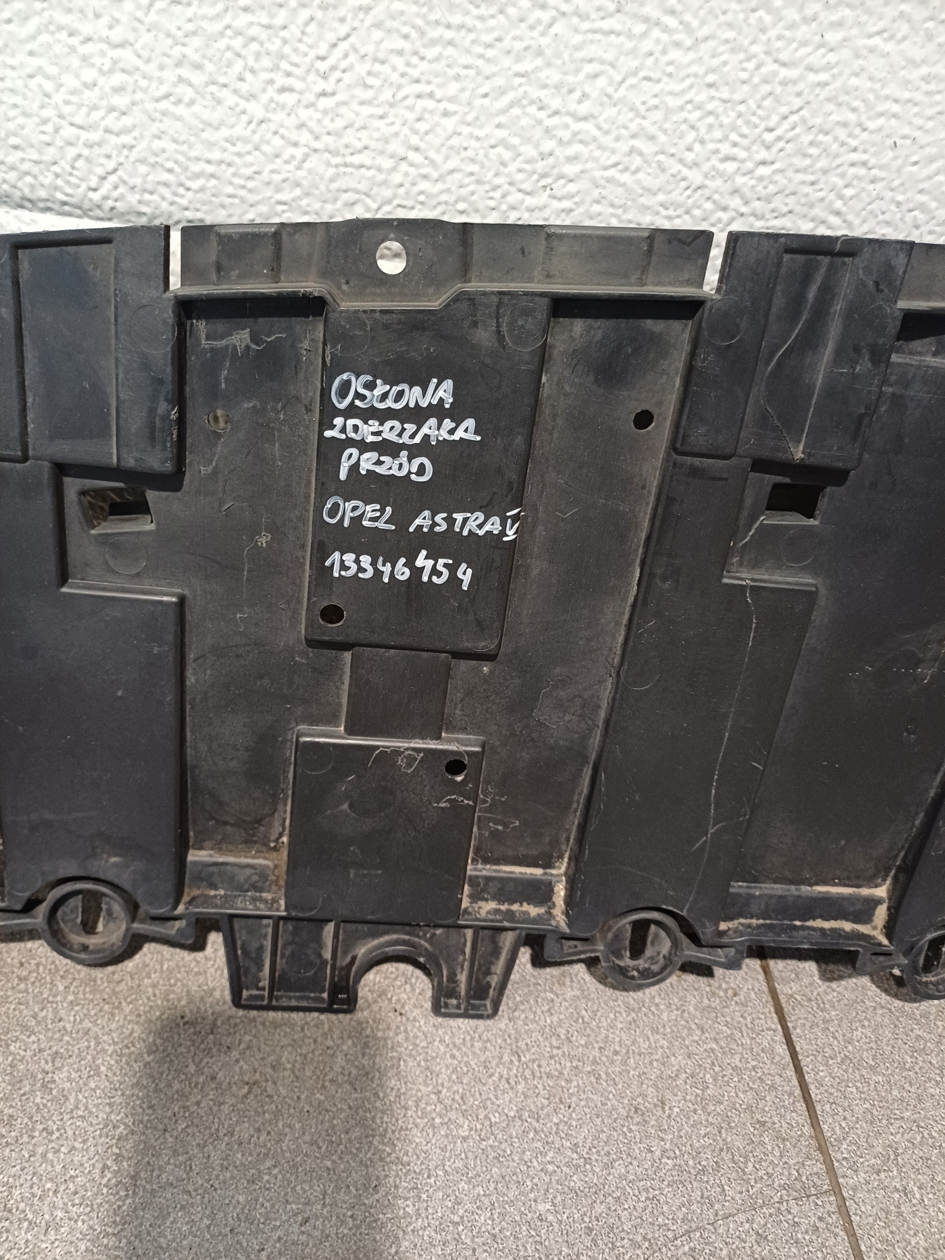 cover of a bumper front front OPEL ASTRA 5 V 13346454