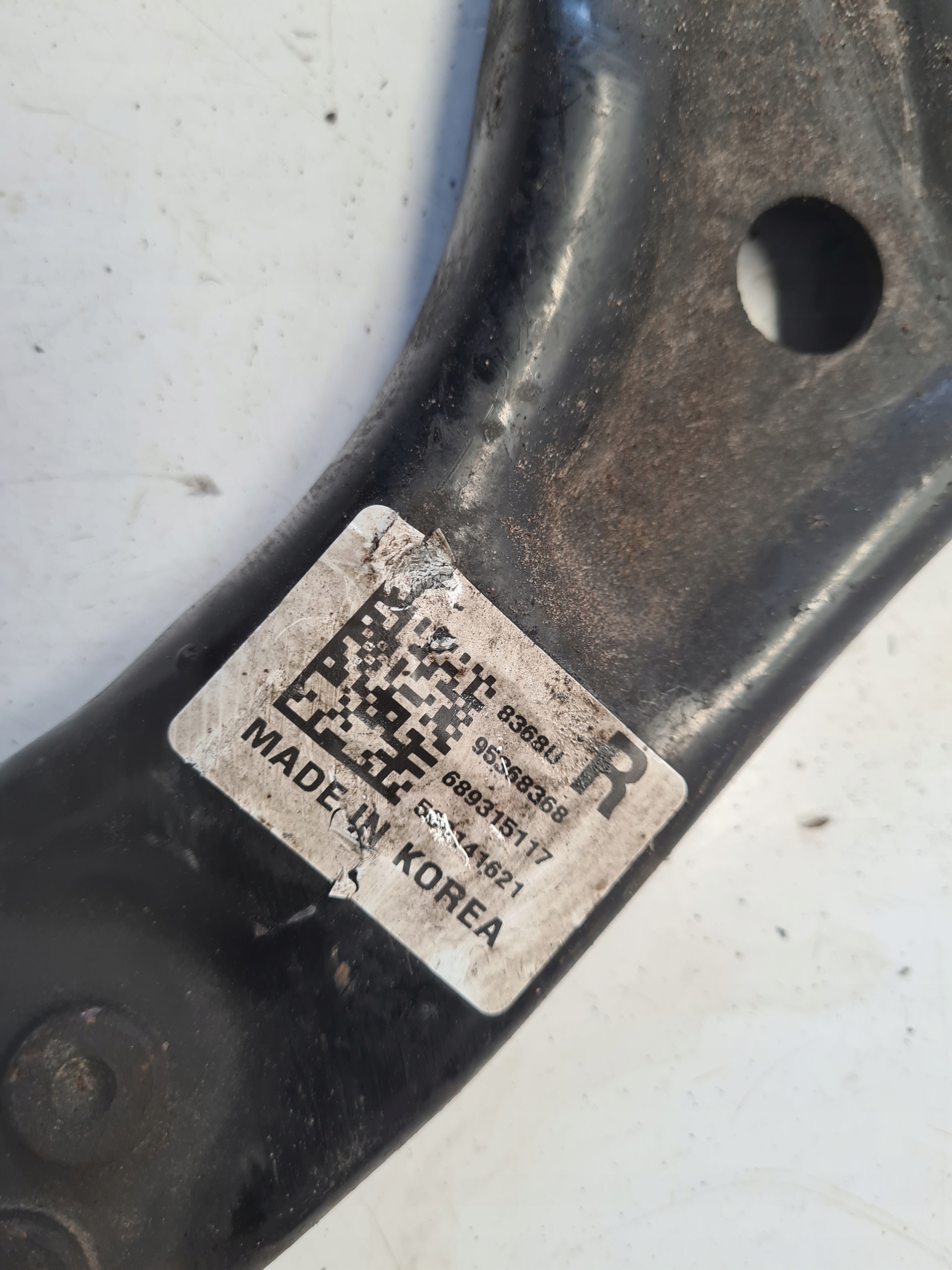 OPEL KARL arm right front 95368368