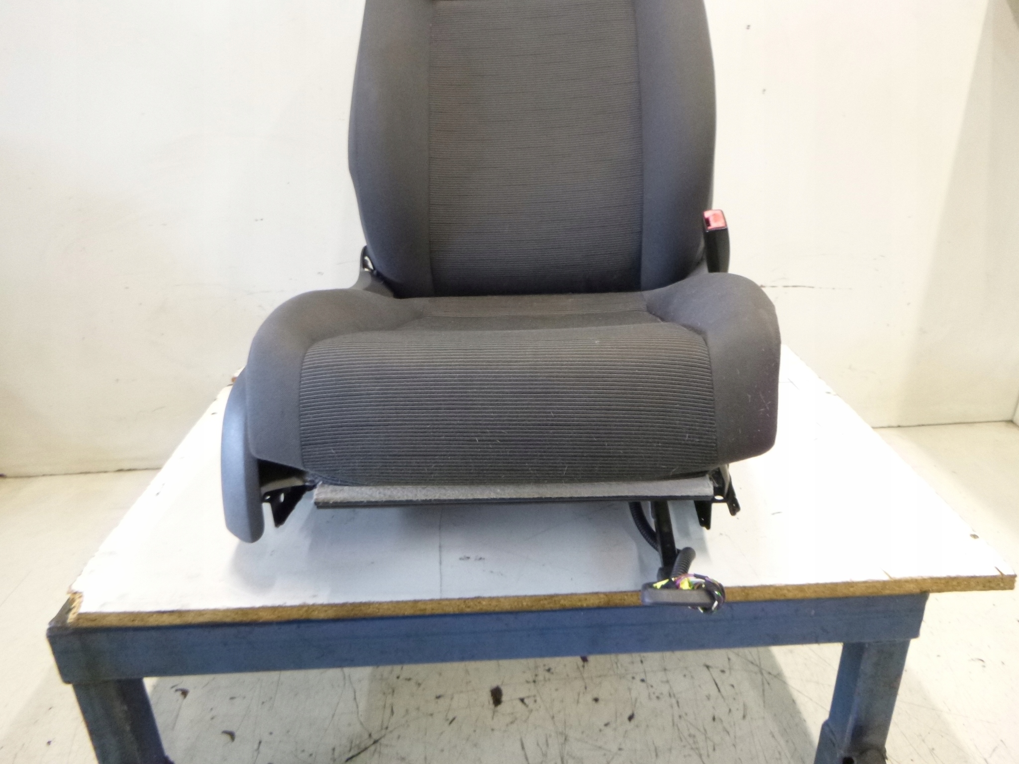 SITZ RECHTS VW VOLKSWAGEN GOLF V 5D PODGRZEWANY