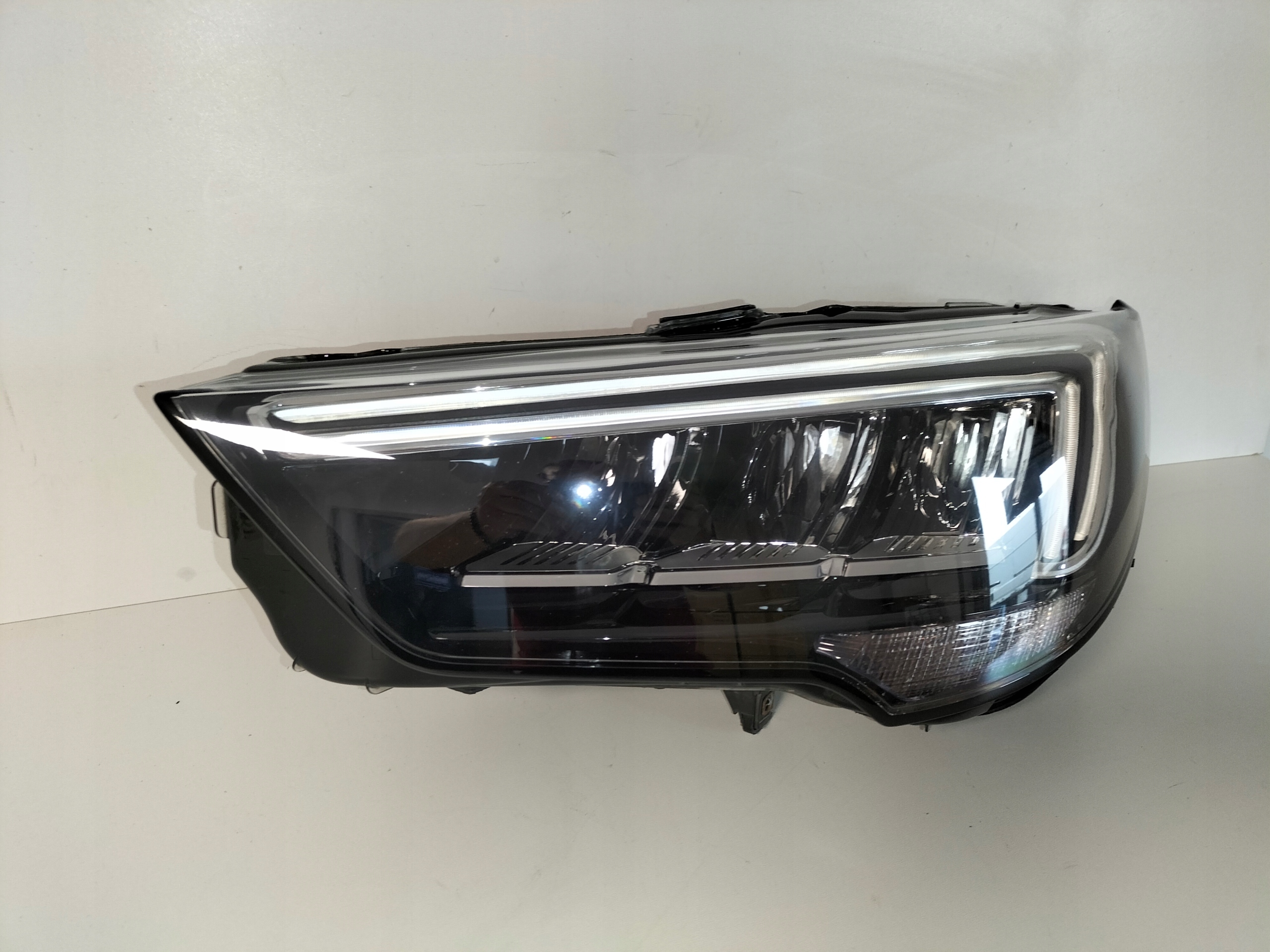 light front reflektor left OPEL CROSSLAND X LIFT 21- FULL LED